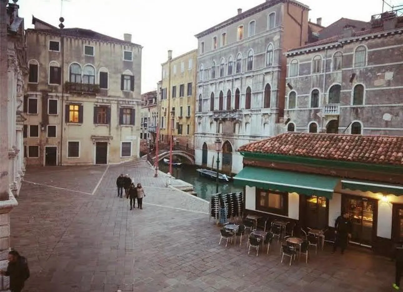 Junior Suite with Canal View in B&B Luxury San Firmino Canal View