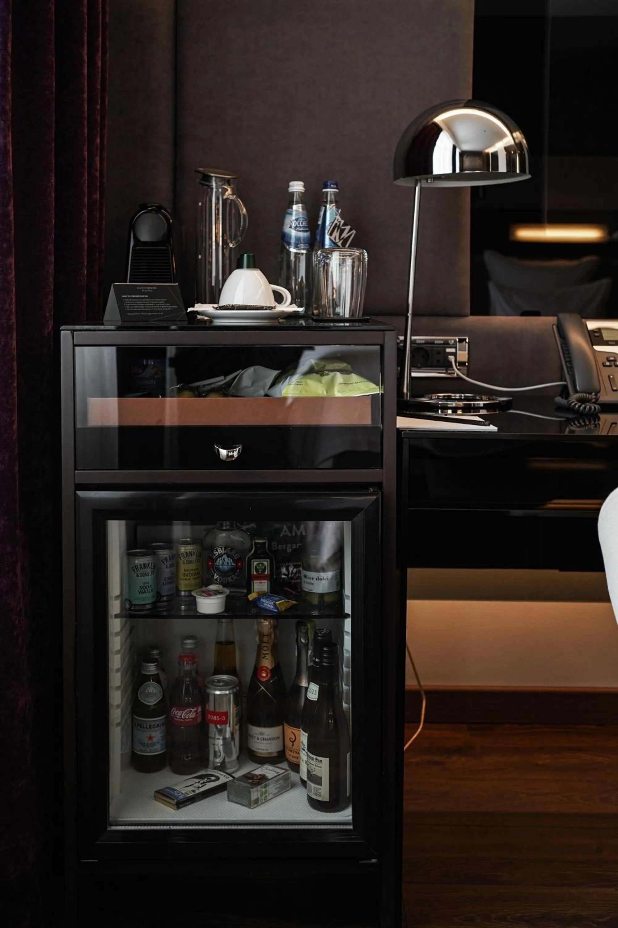 11 Mirrors Design Hotel