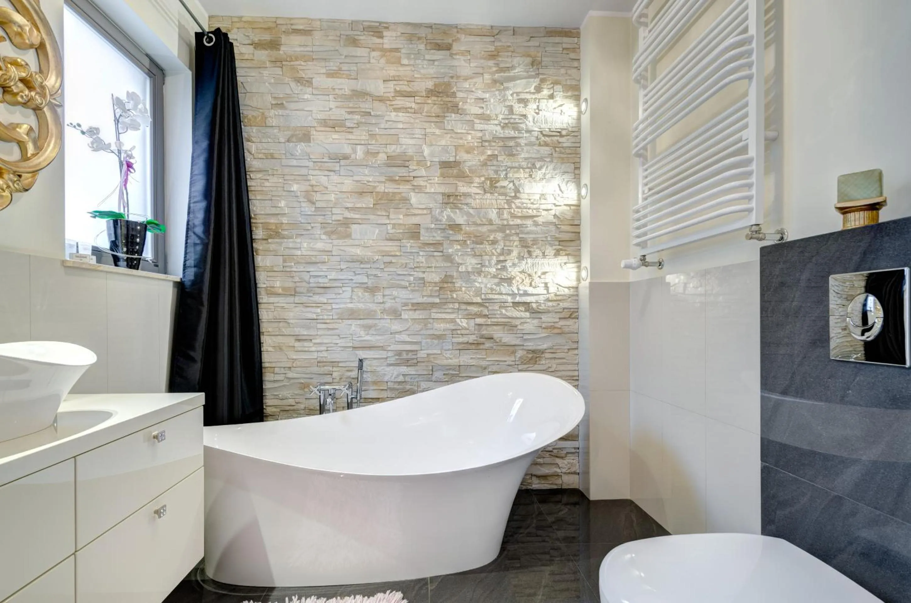 Bathroom in Dom & House – Old Town Waterlane