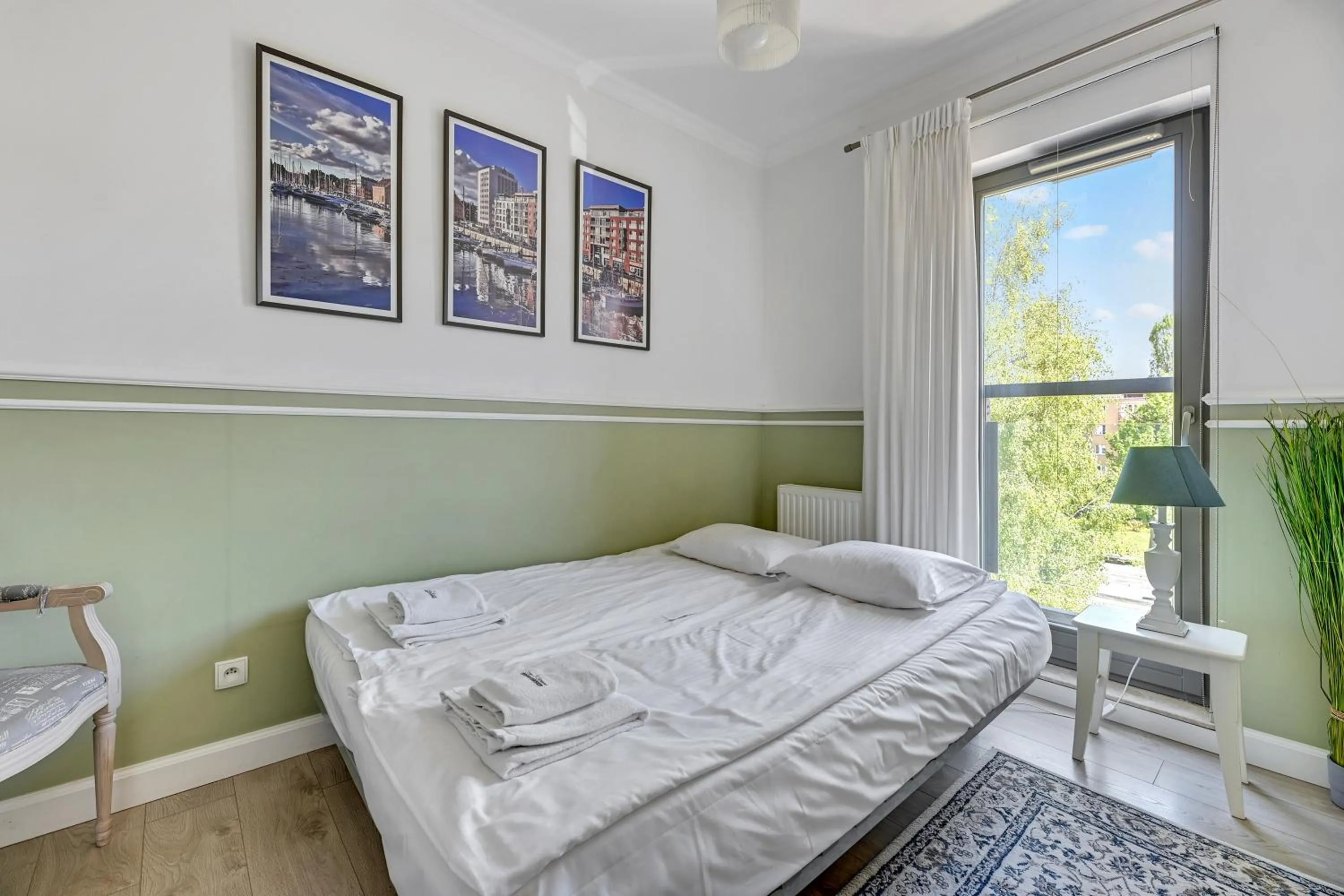 Bed in Dom & House – Old Town Waterlane