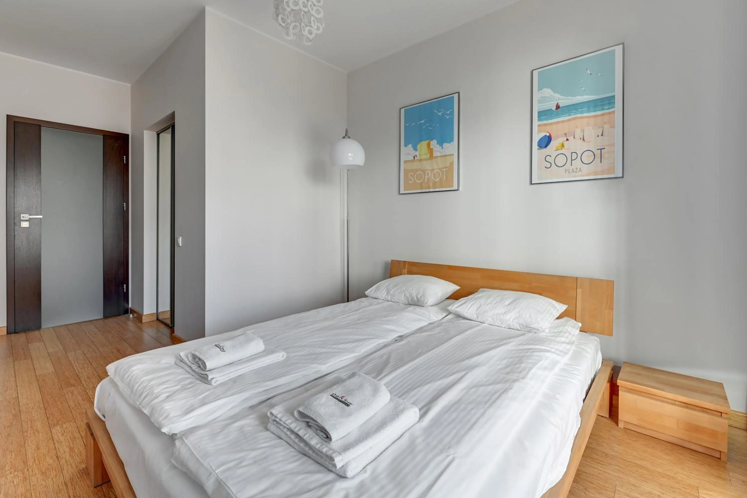 Bed in Dom & House – Old Town Waterlane