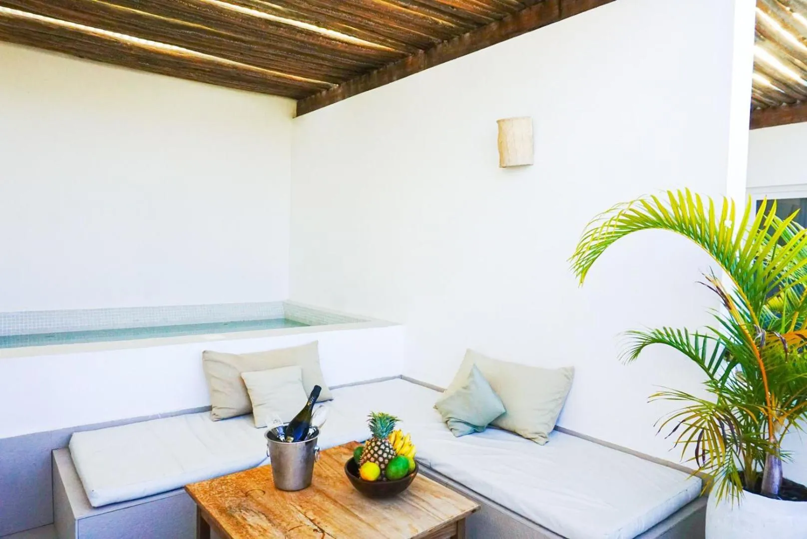 Balcony/Terrace in Dhow Inn Boutique Hotel