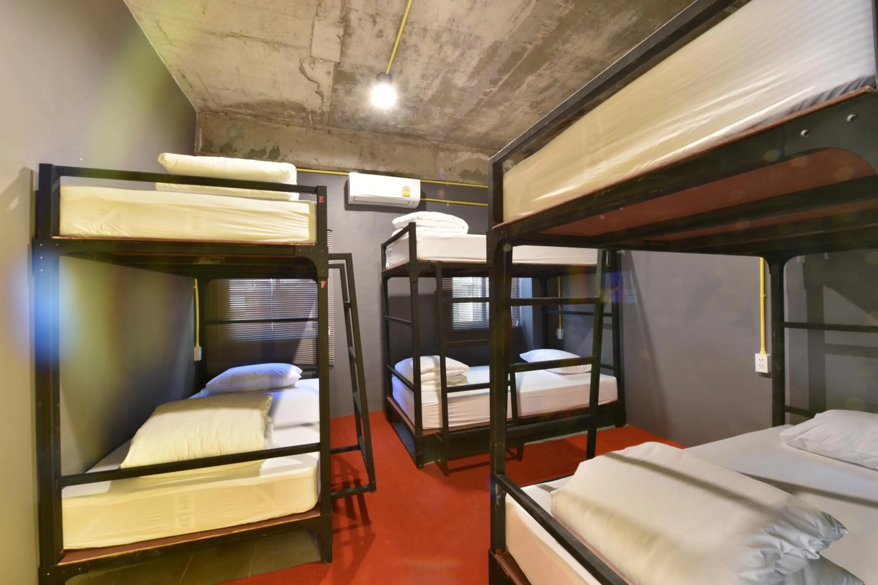 Bed in 248 STREET HOSTEL