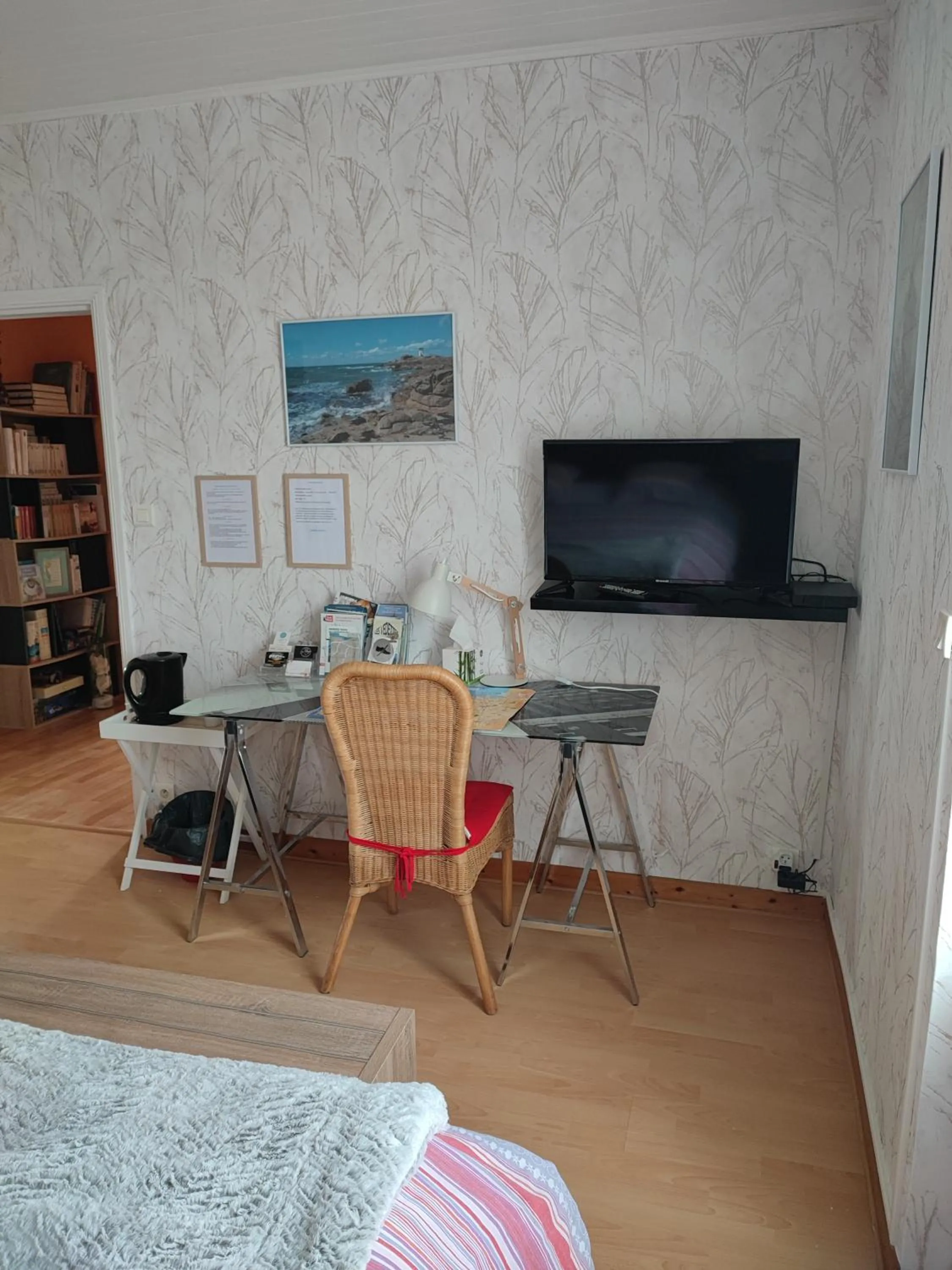 TV and multimedia in Location Keransignour