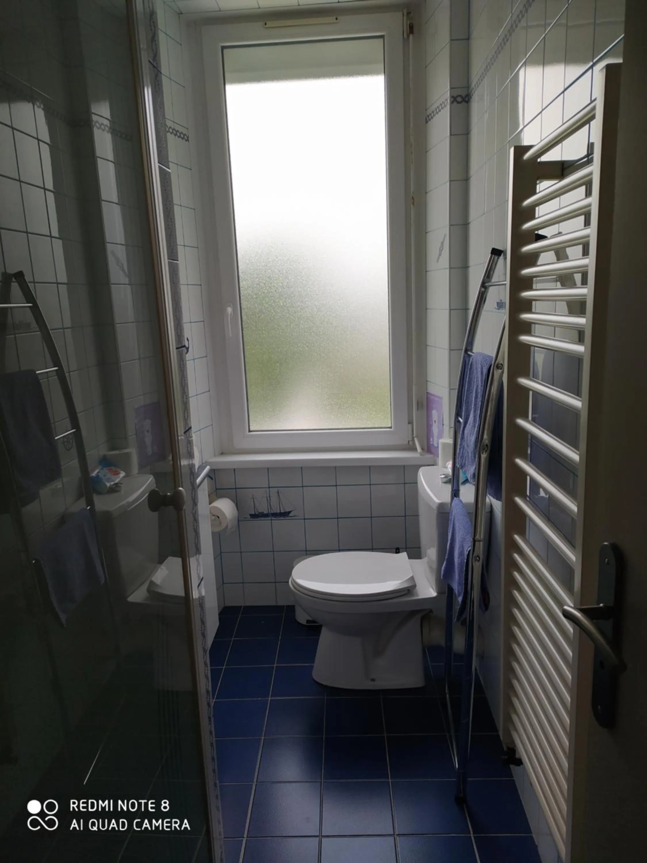 Bathroom in Location Keransignour