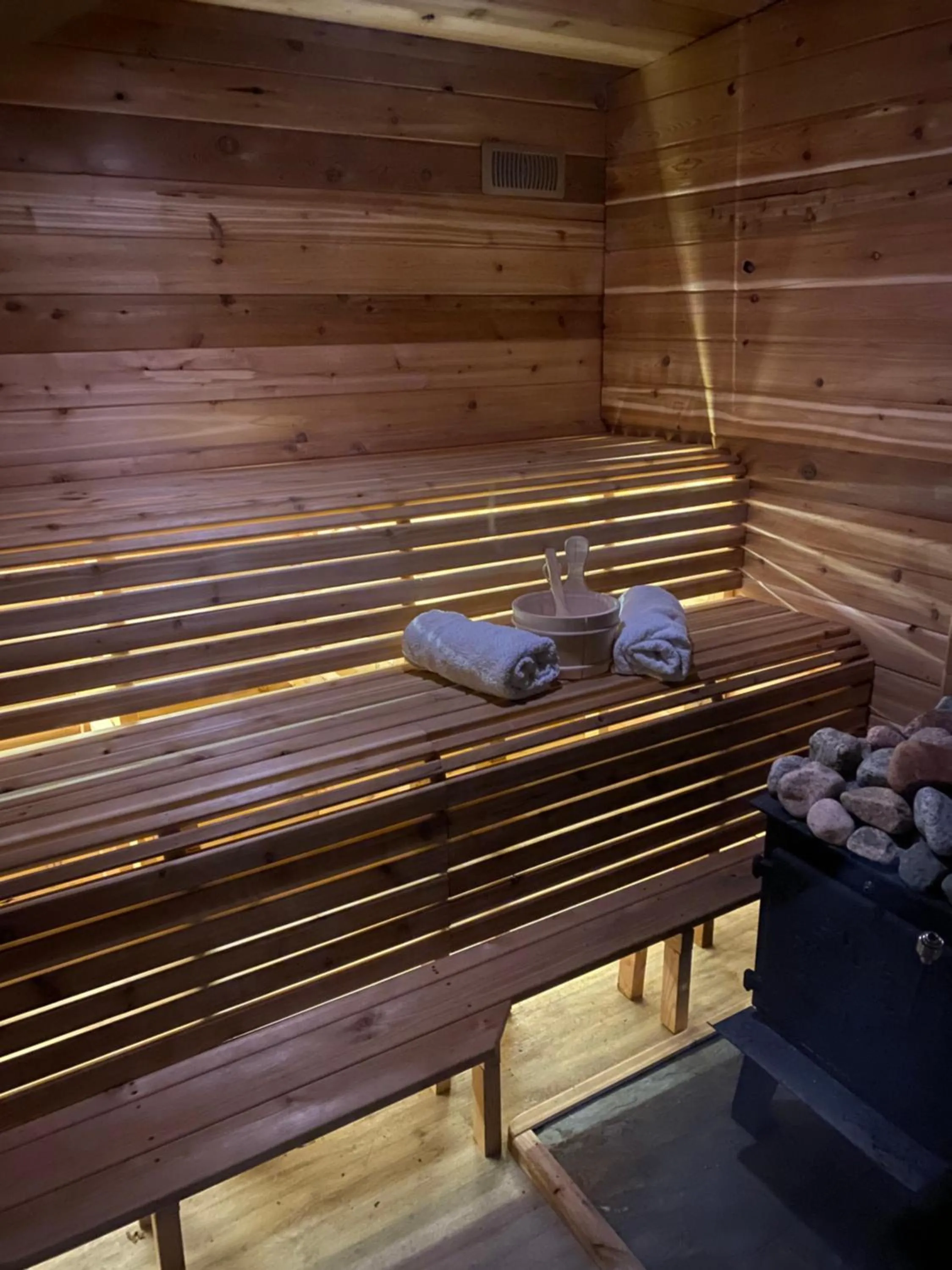 Sauna in Pebble Springs BnB