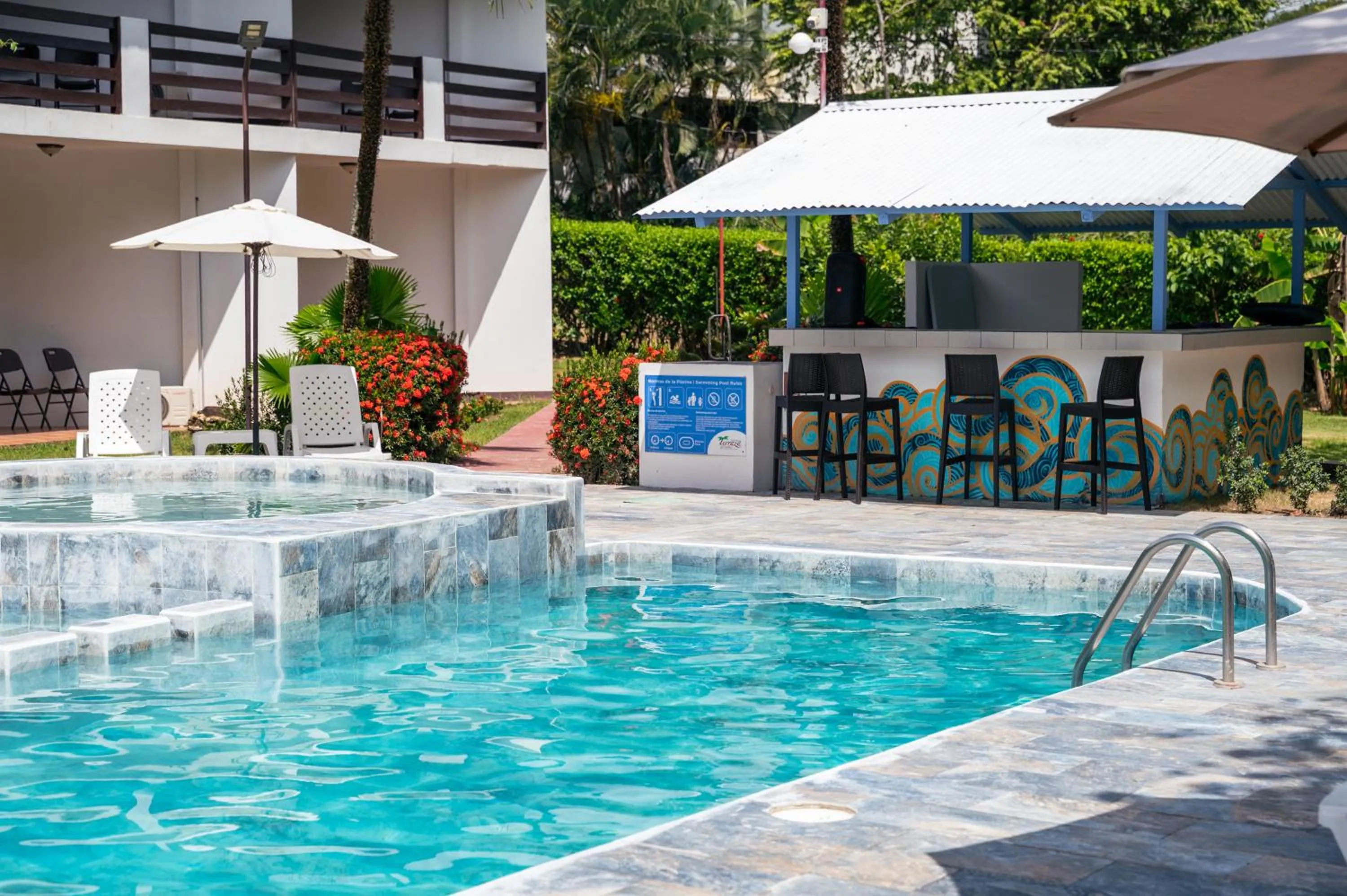 Property building in Hotel Terraza del Pacifico