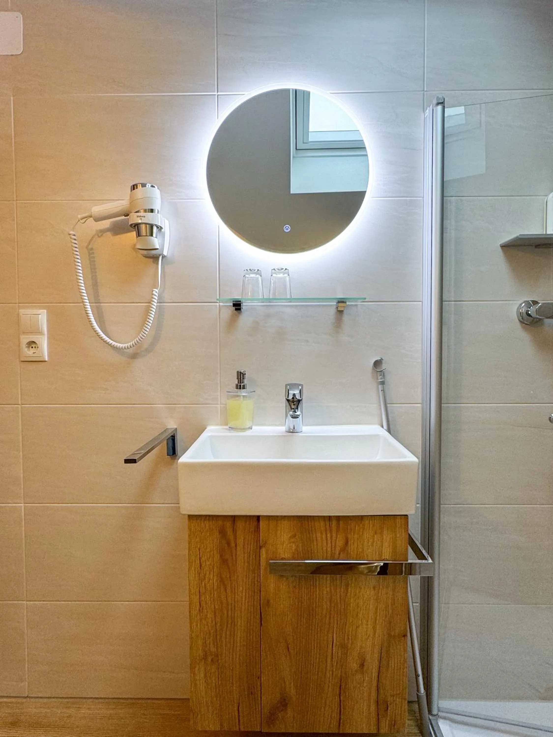 Bathroom in Sieben Zimmer am See