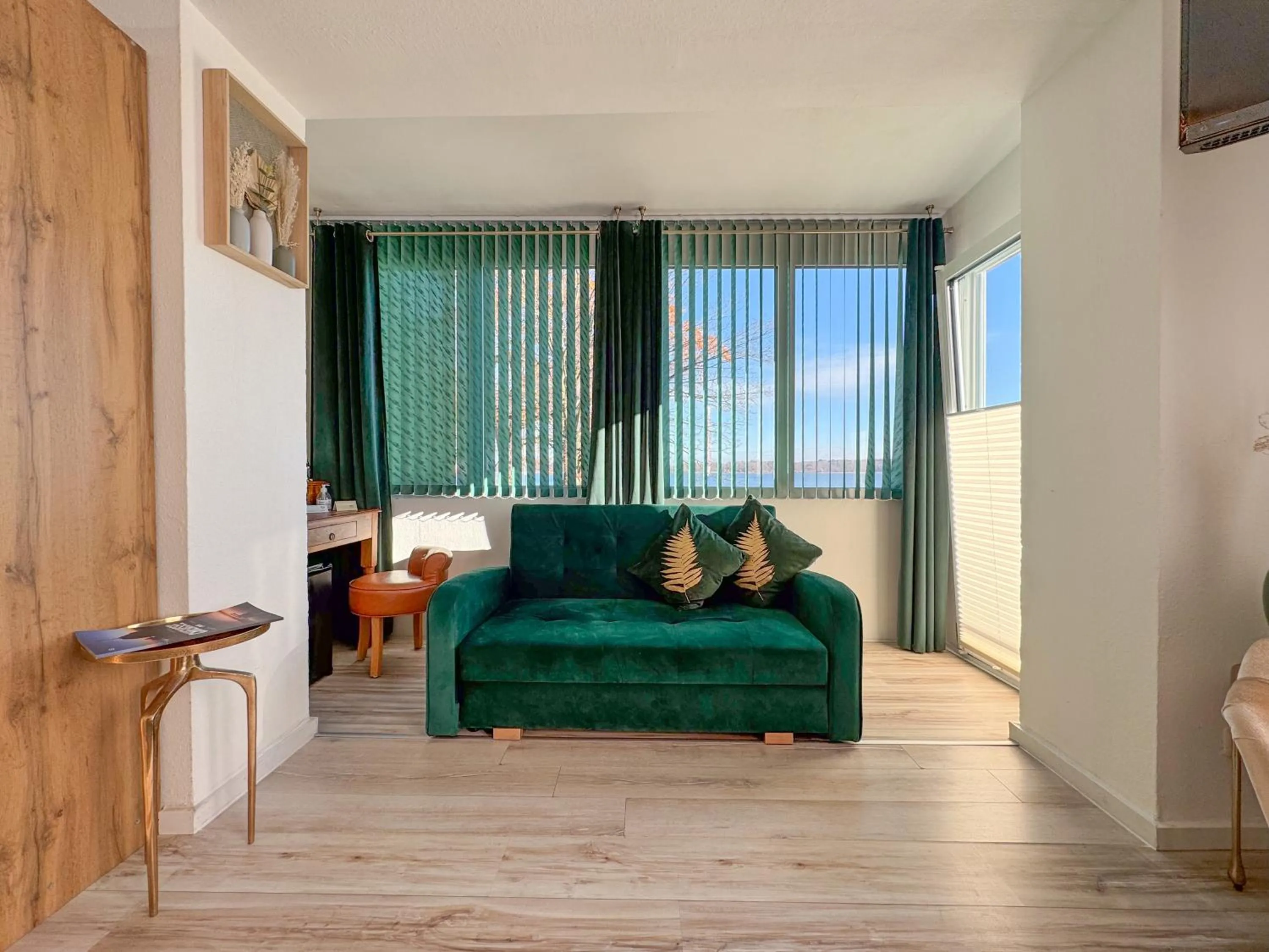 Photo of the whole room in Sieben Zimmer am See