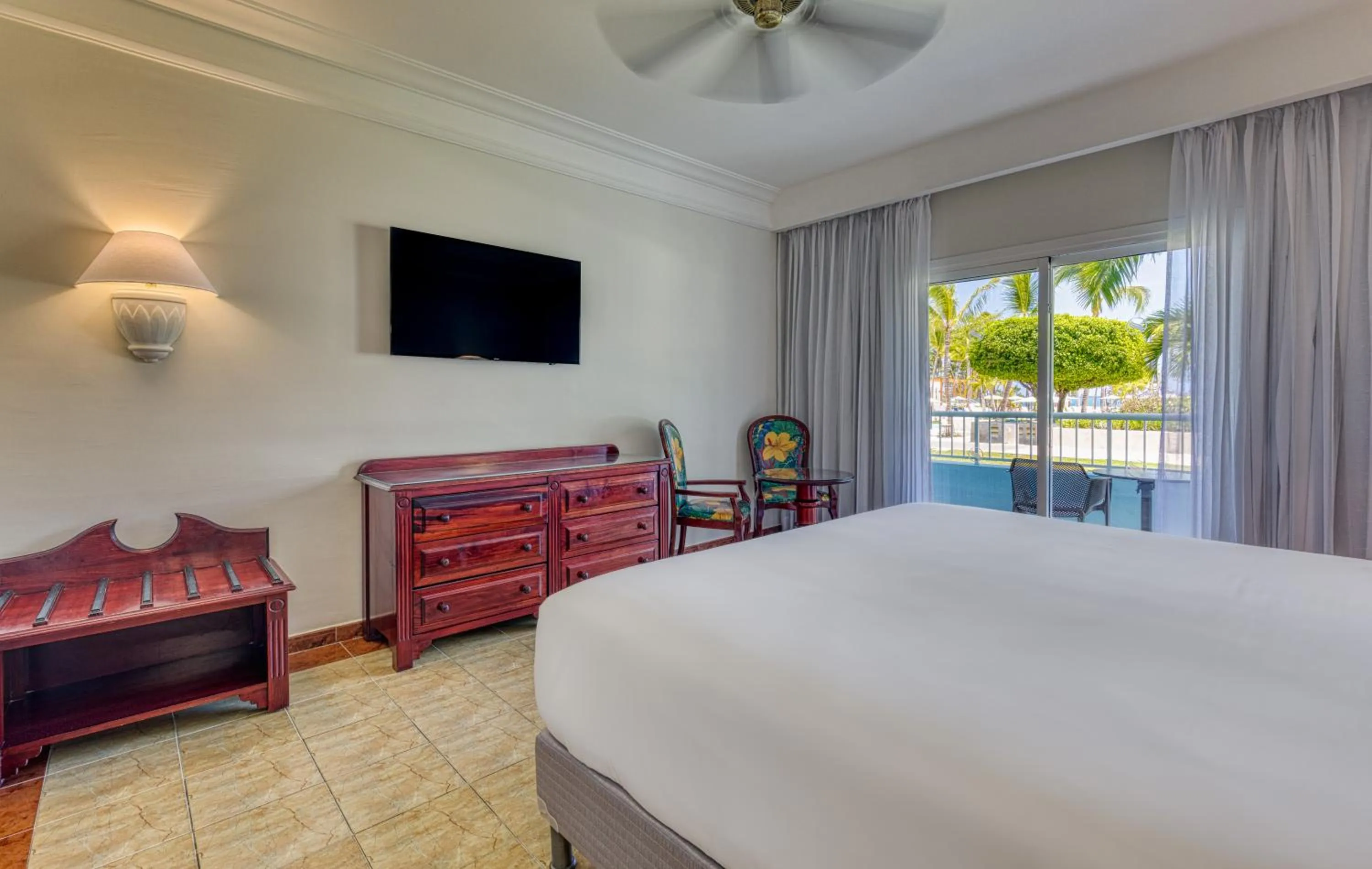 Shower, Bed in Senator Puerto Plata