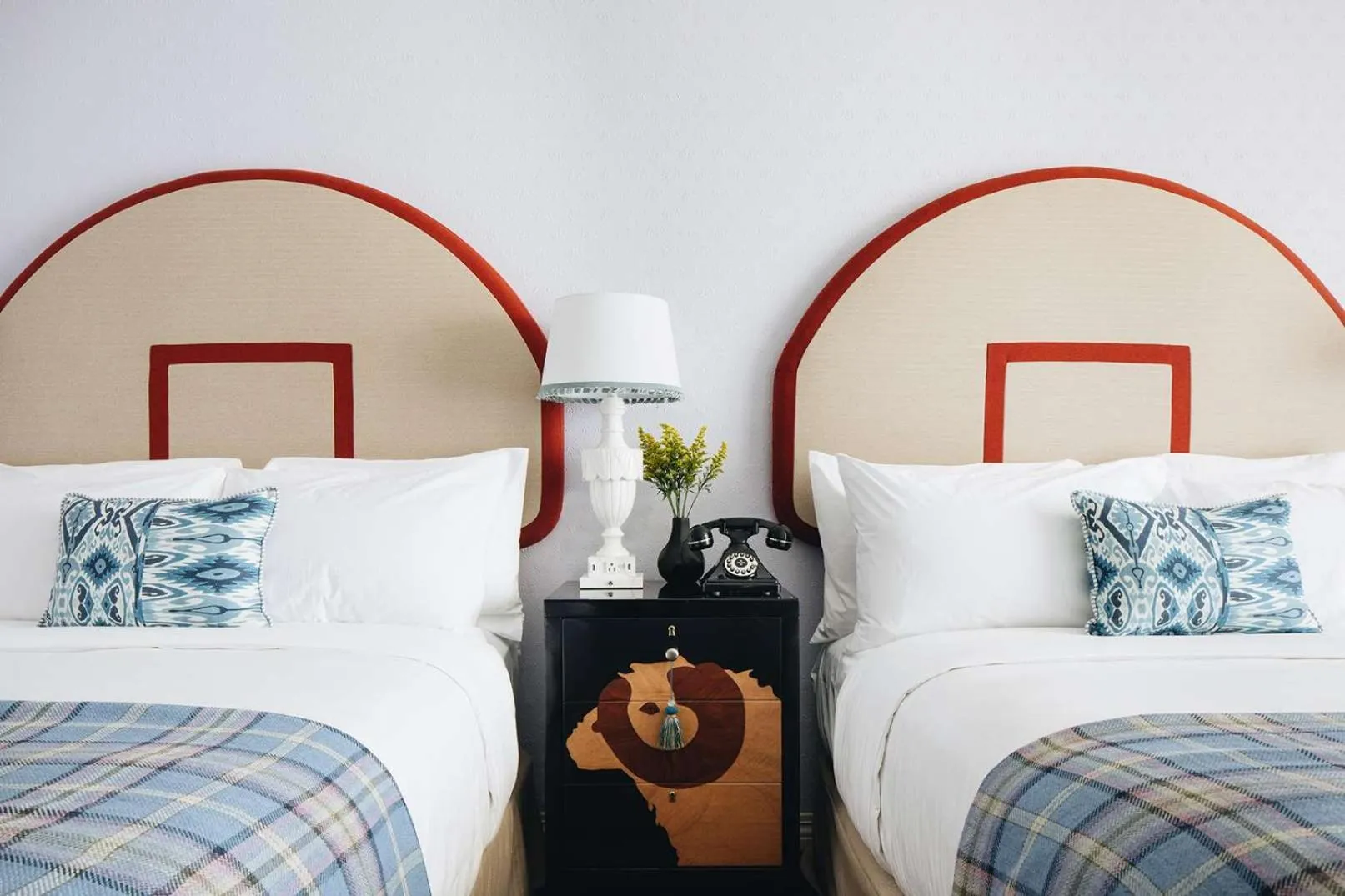 Bed in Graduate by Hilton Chapel Hill