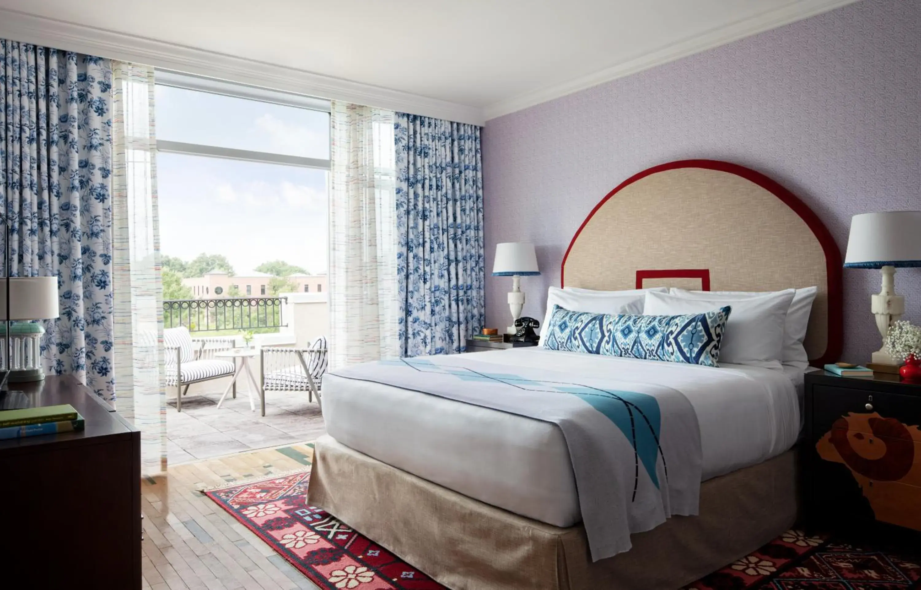 King Room with Balcony in Graduate by Hilton Chapel Hill King Room with Balcony in Graduate by Hilton Chapel Hill