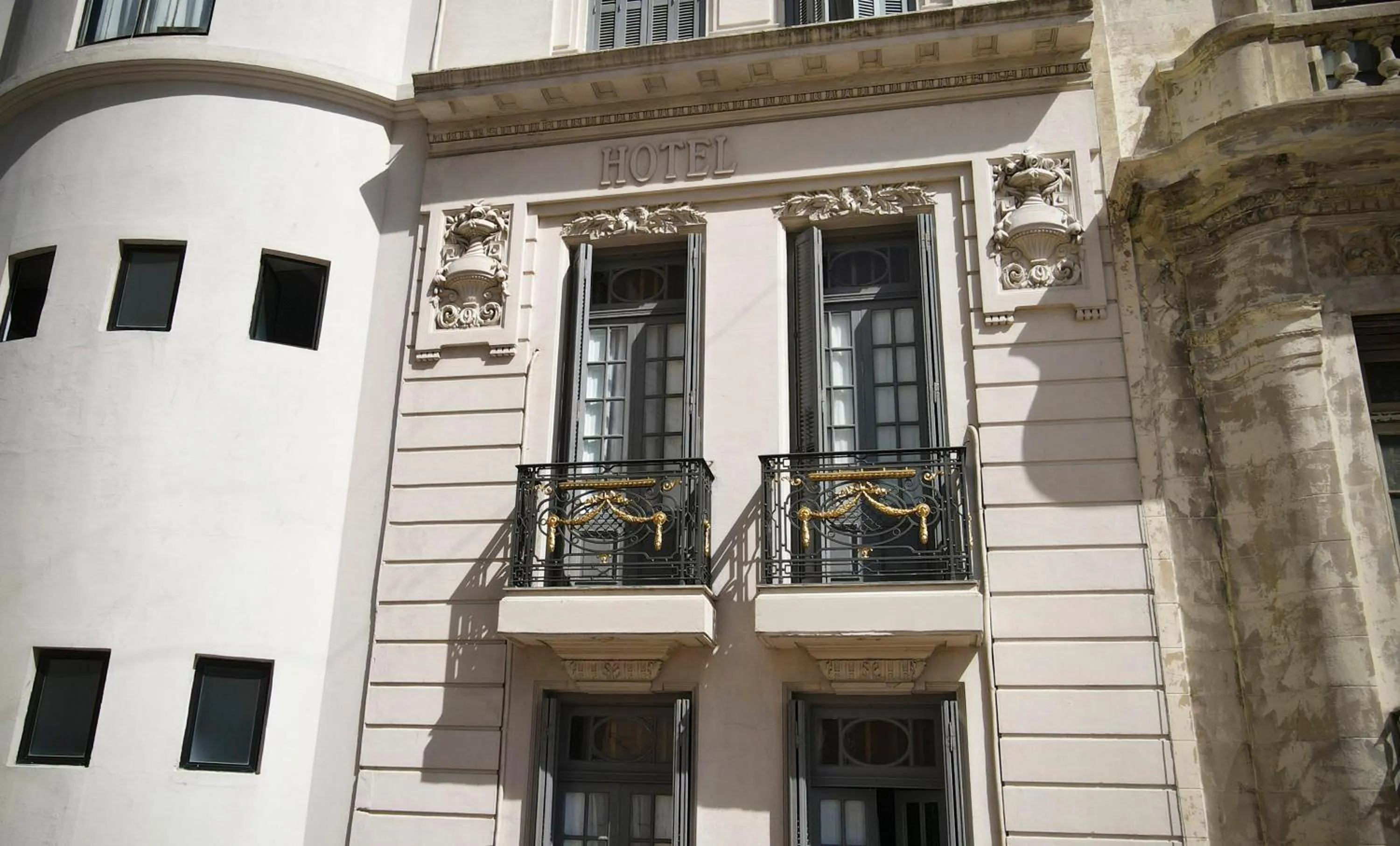 Property building in Hotel Palacio