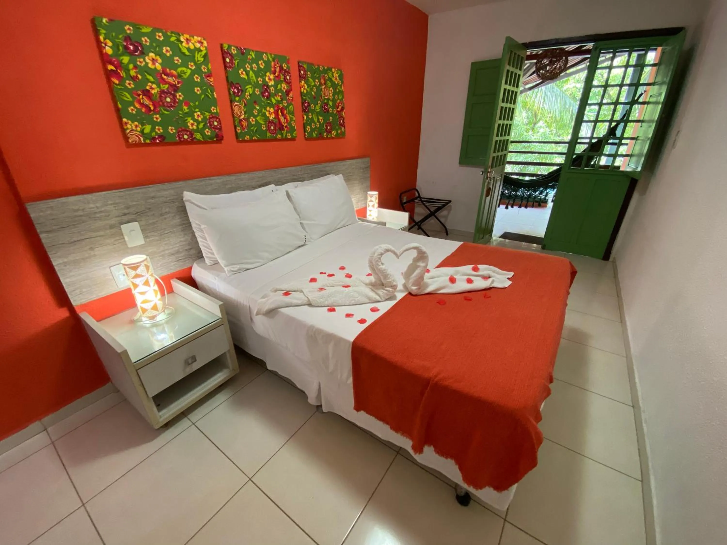 Bedroom, Bed in Chalés Praias do Sul