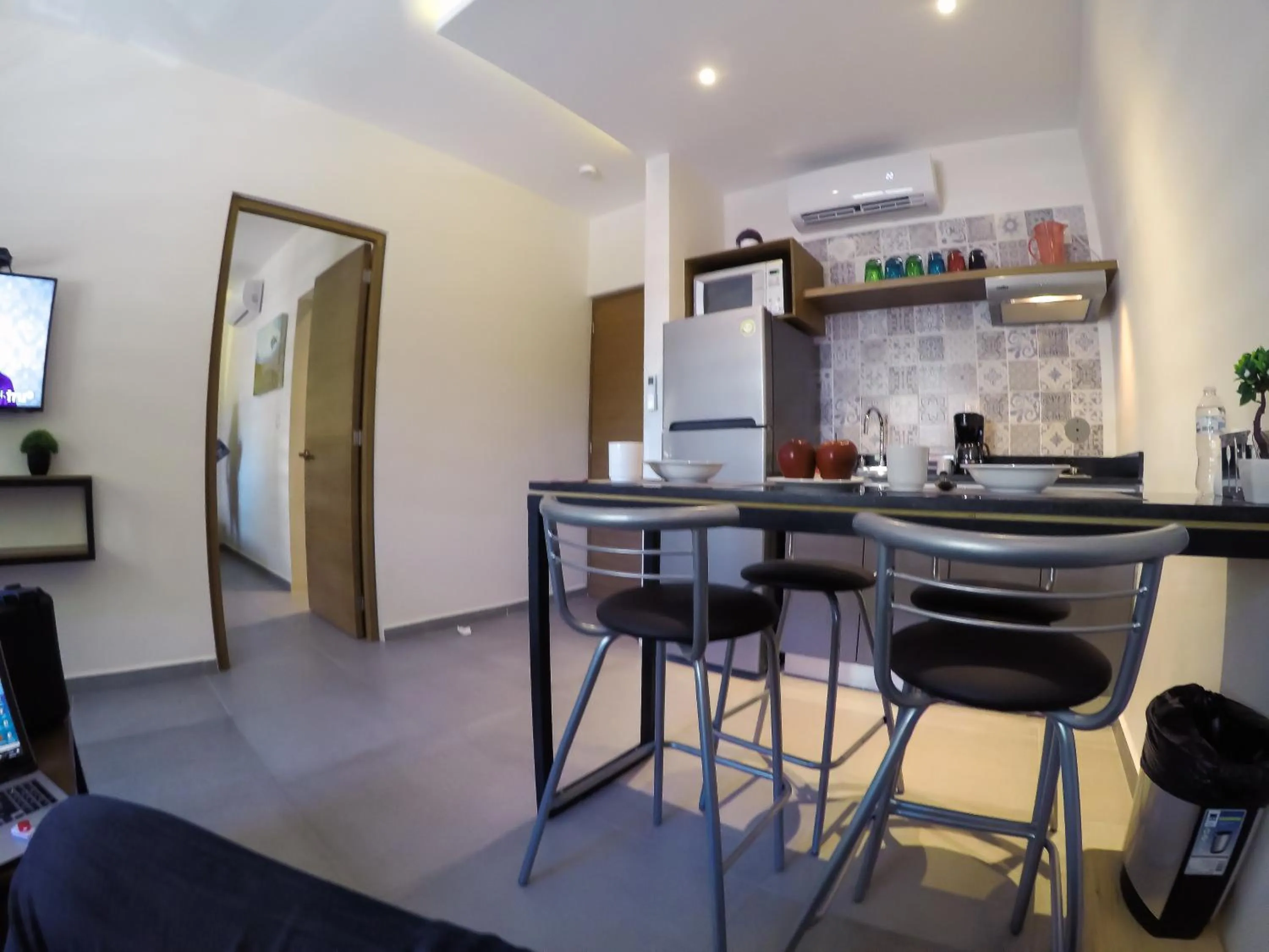 TV and multimedia in Viento Suites Cancún