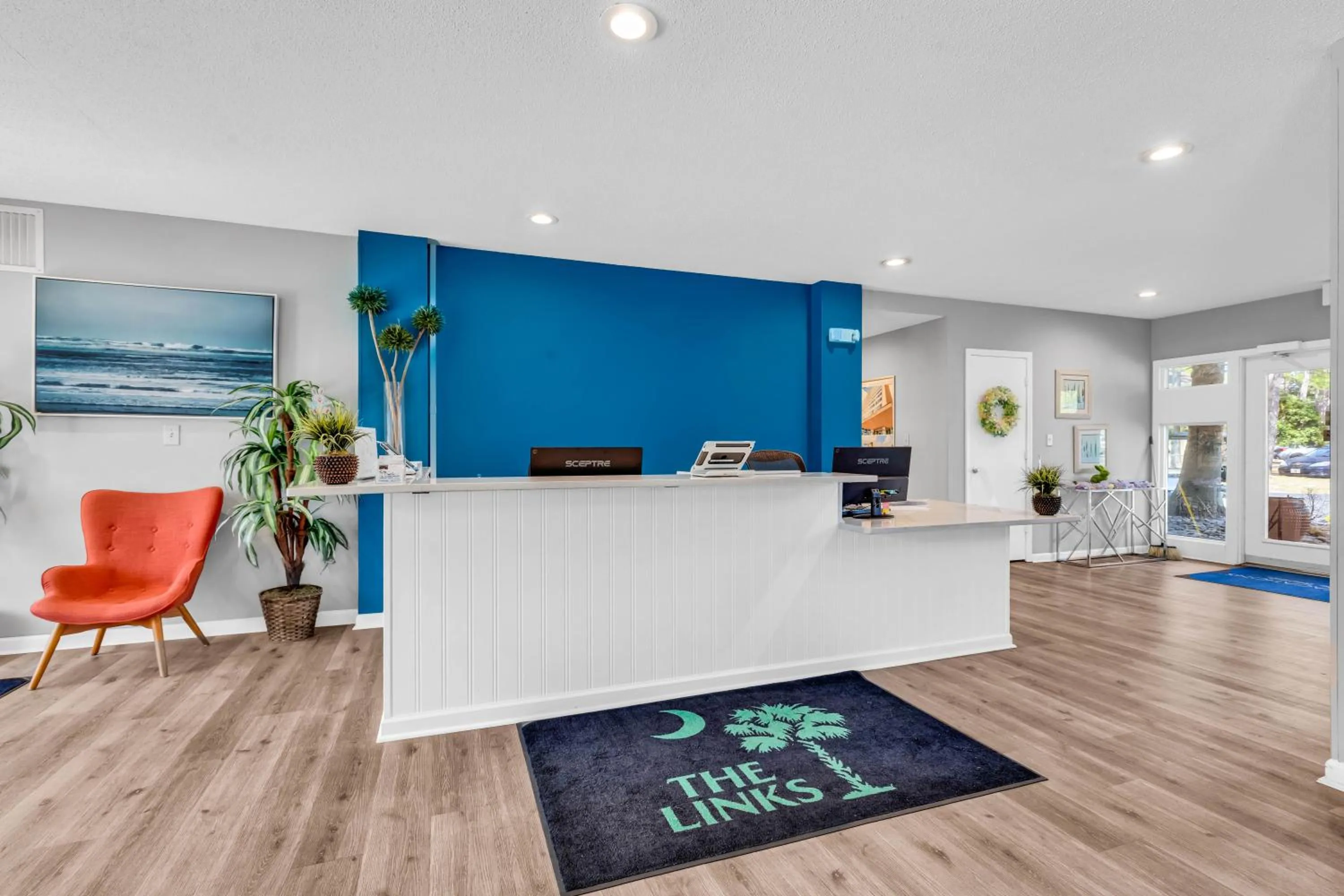 Lobby or reception in The Links