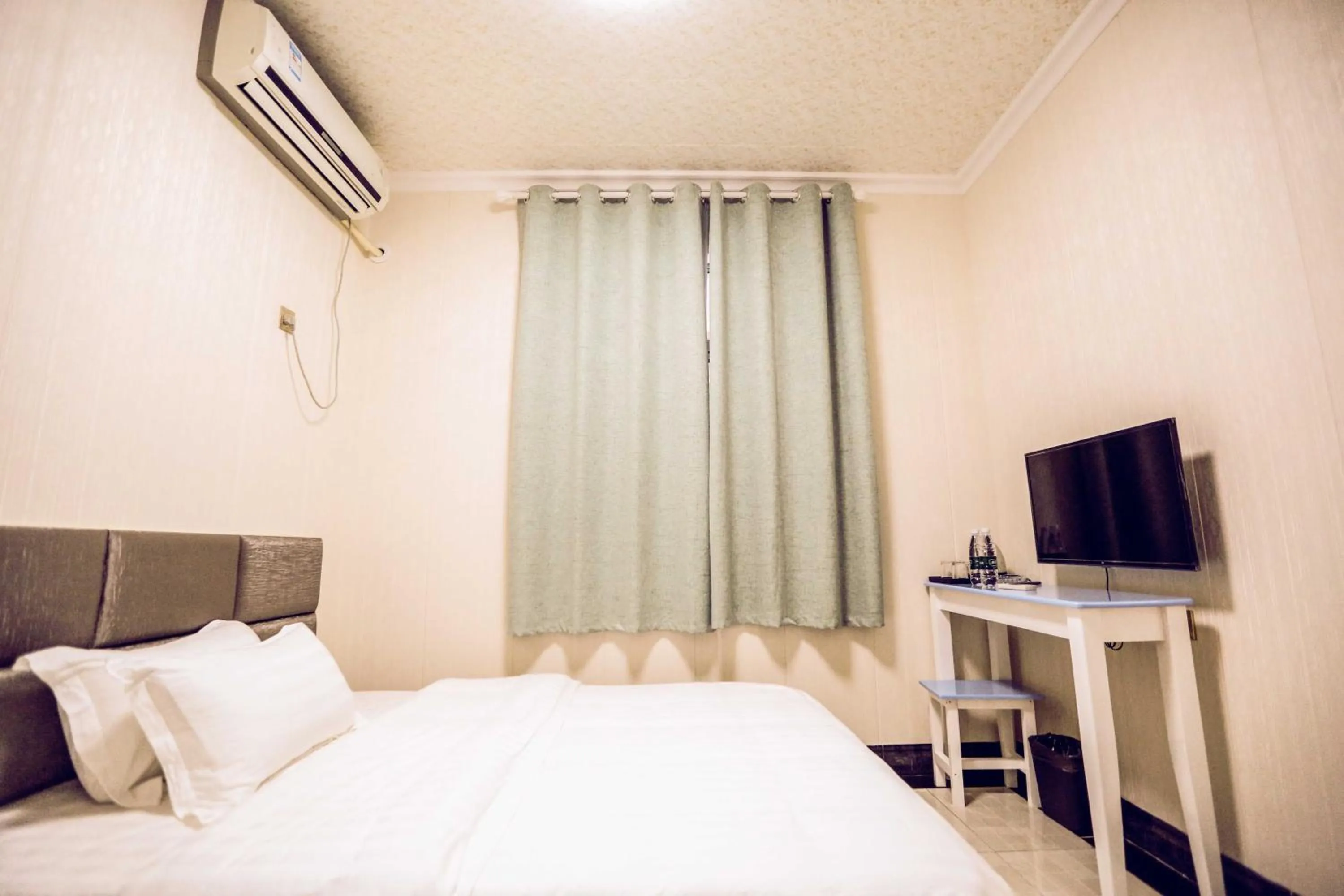 Bed in Nanjing Lafei Hotel Lukou Airport Branch