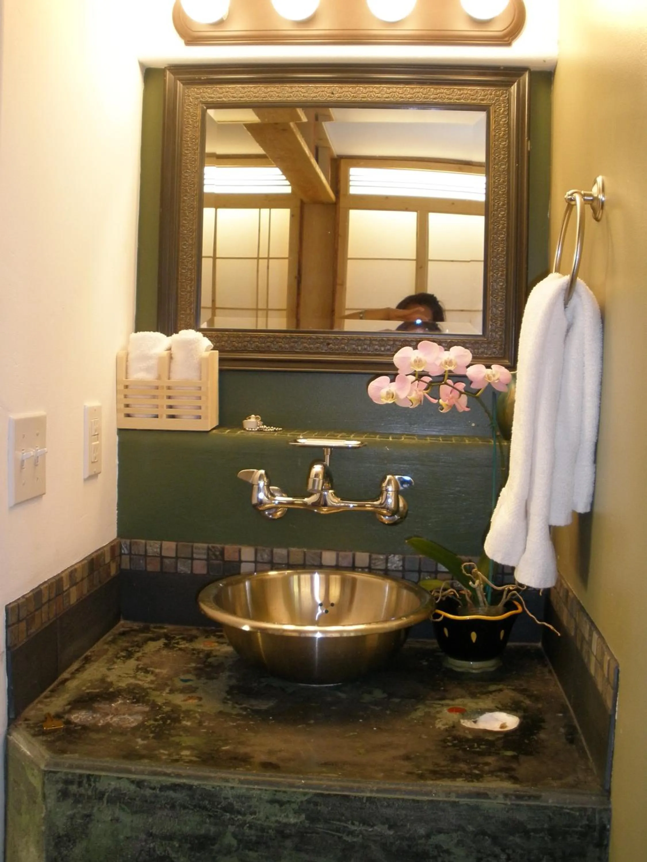 Bathroom in Secret Garden Inn