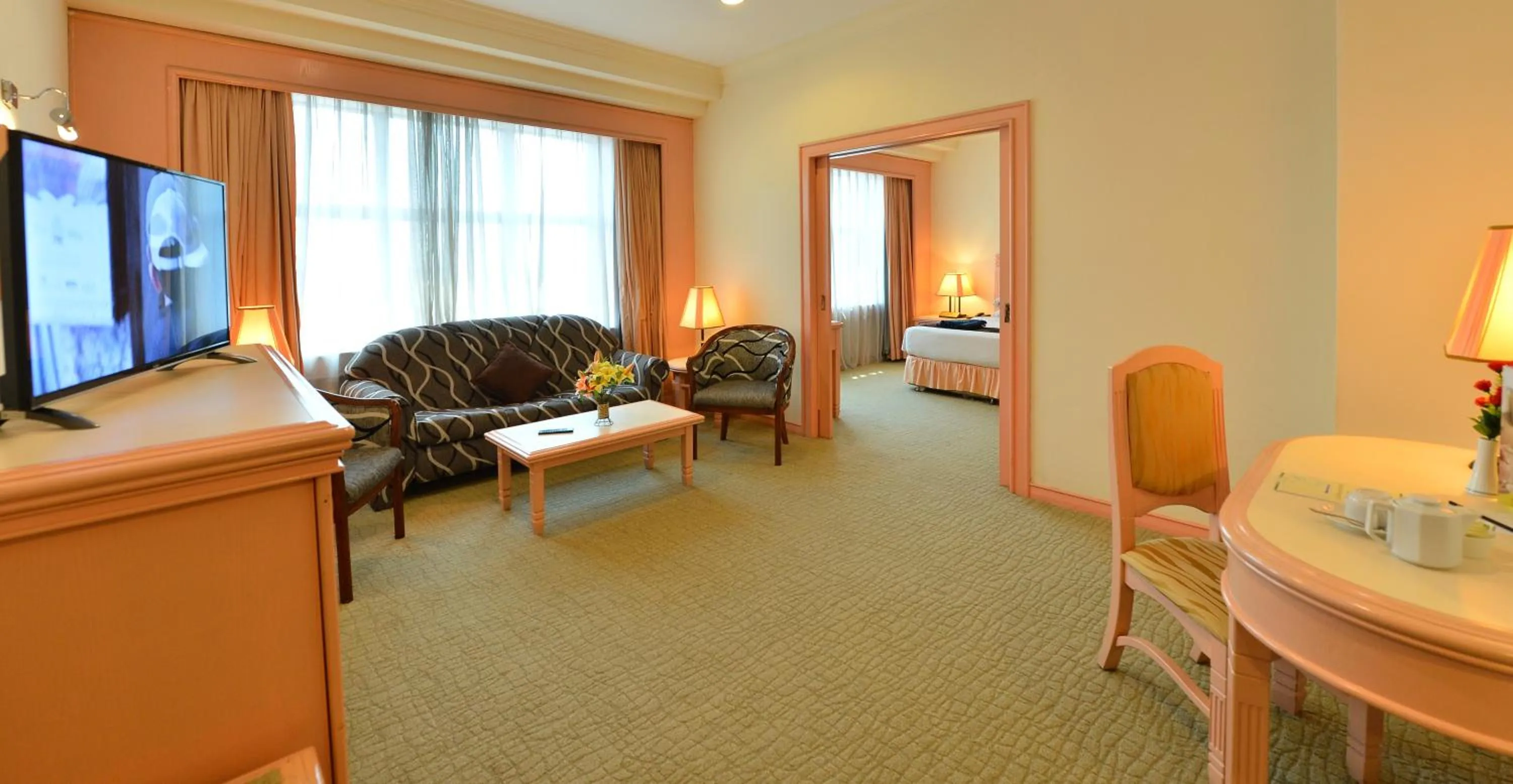 Bed in Emerald Puteri Hotel