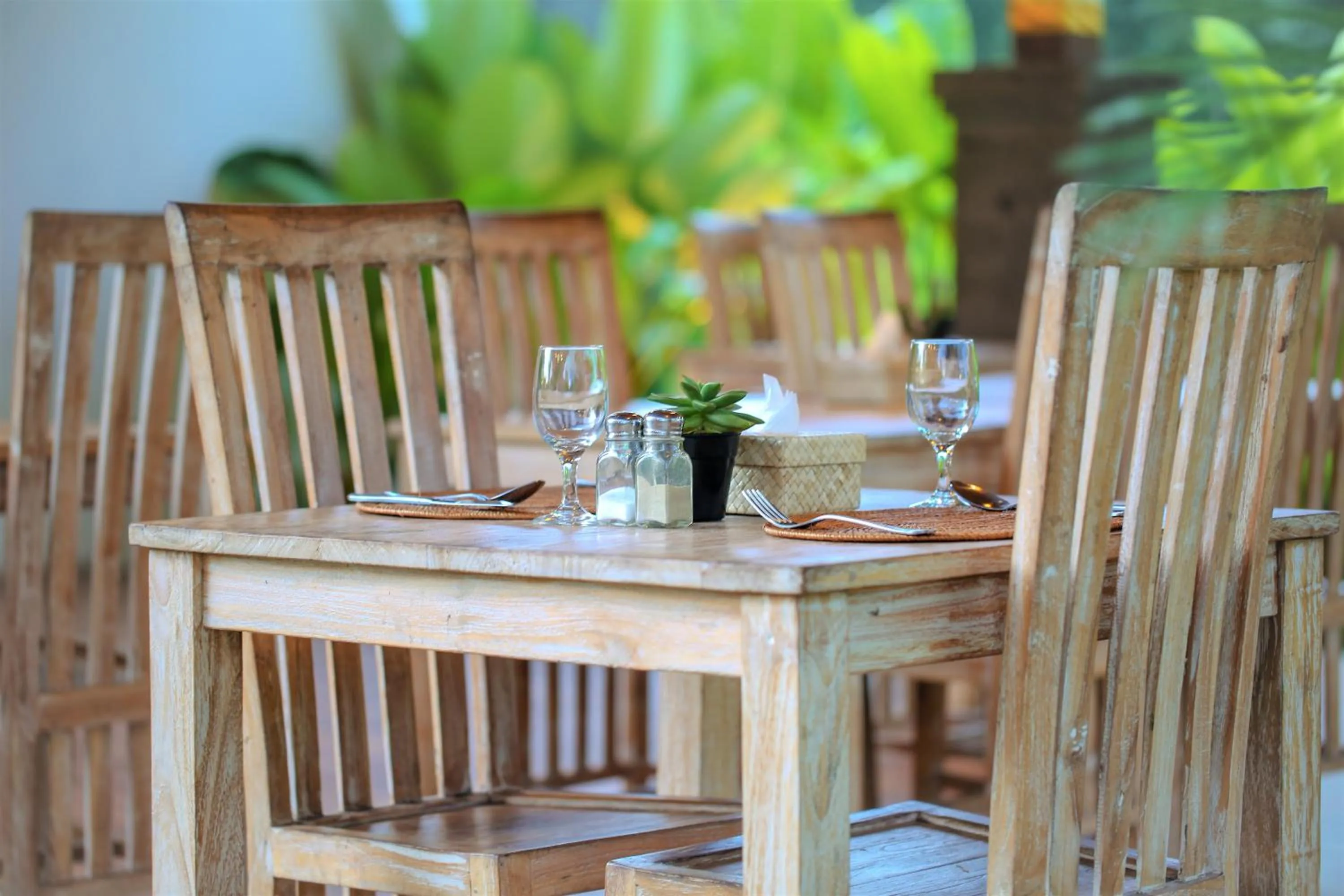 Restaurant/places to eat in Three Gold Luxury Private Villas