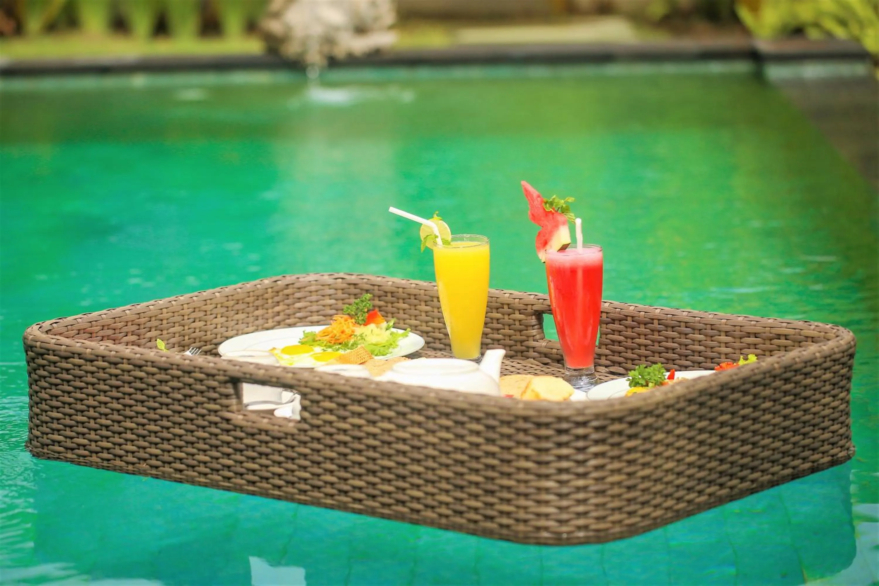 Food and drinks in Three Gold Luxury Private Villas