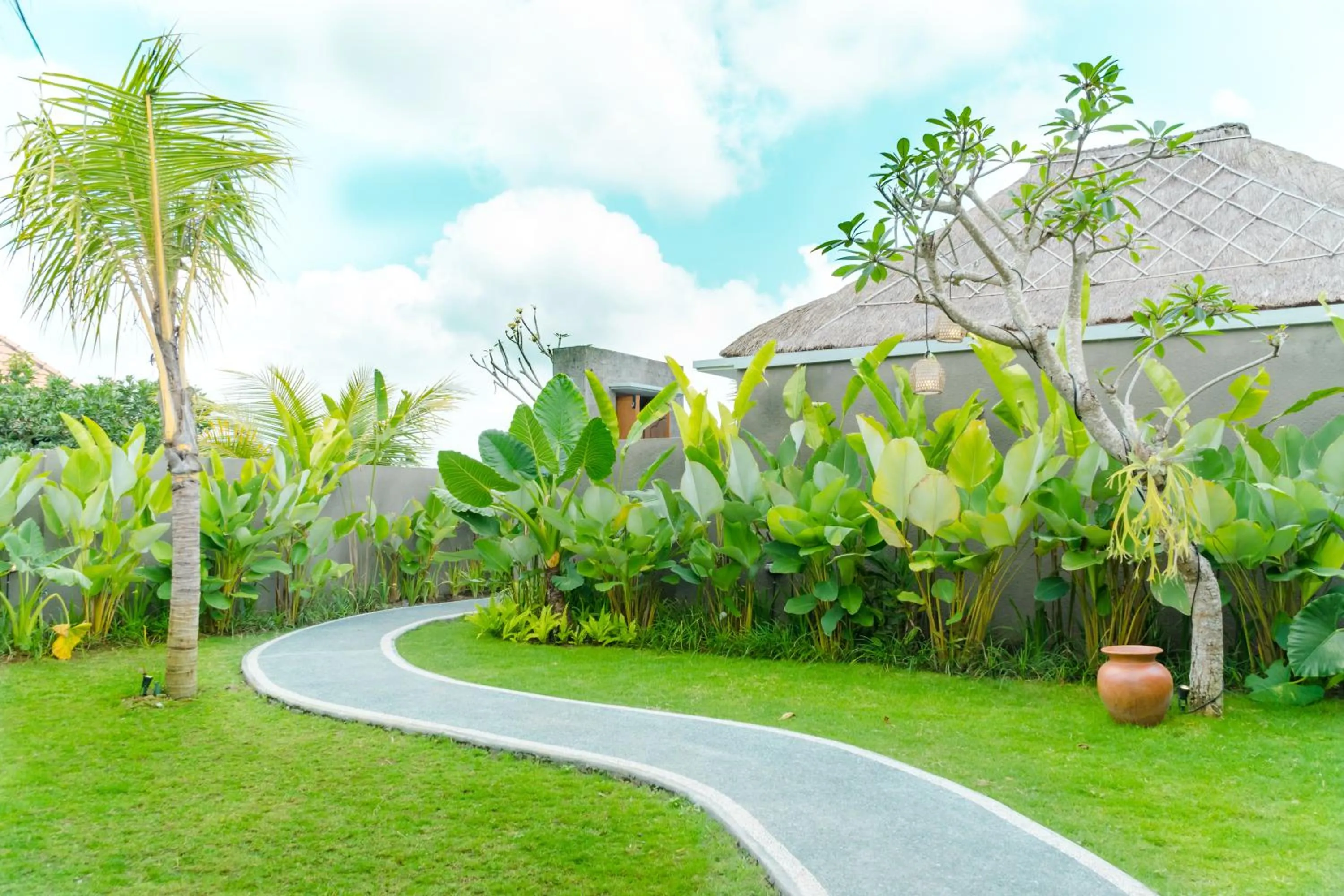 Garden in Three Gold Luxury Private Villas