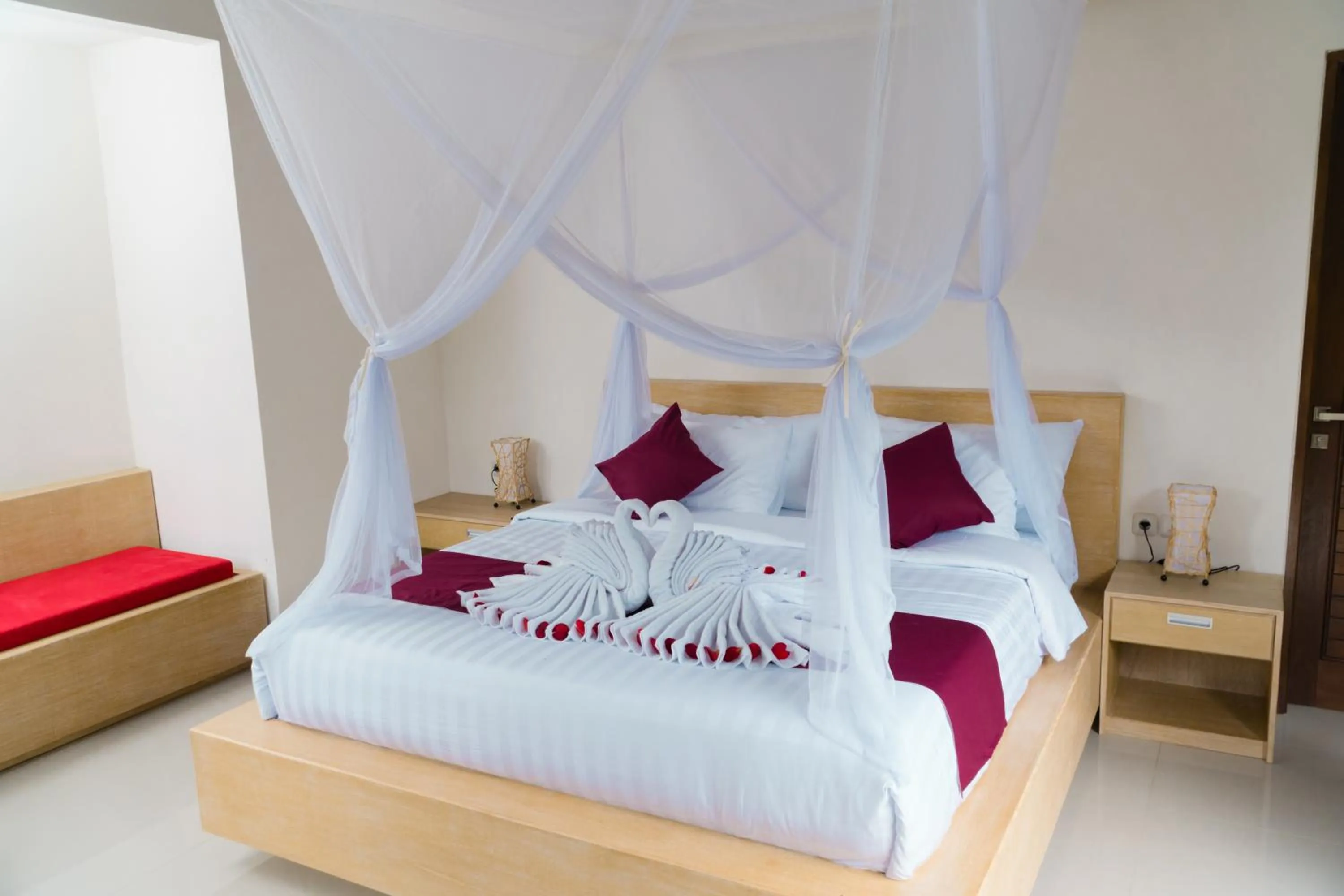 Bed in Three Gold Luxury Private Villas