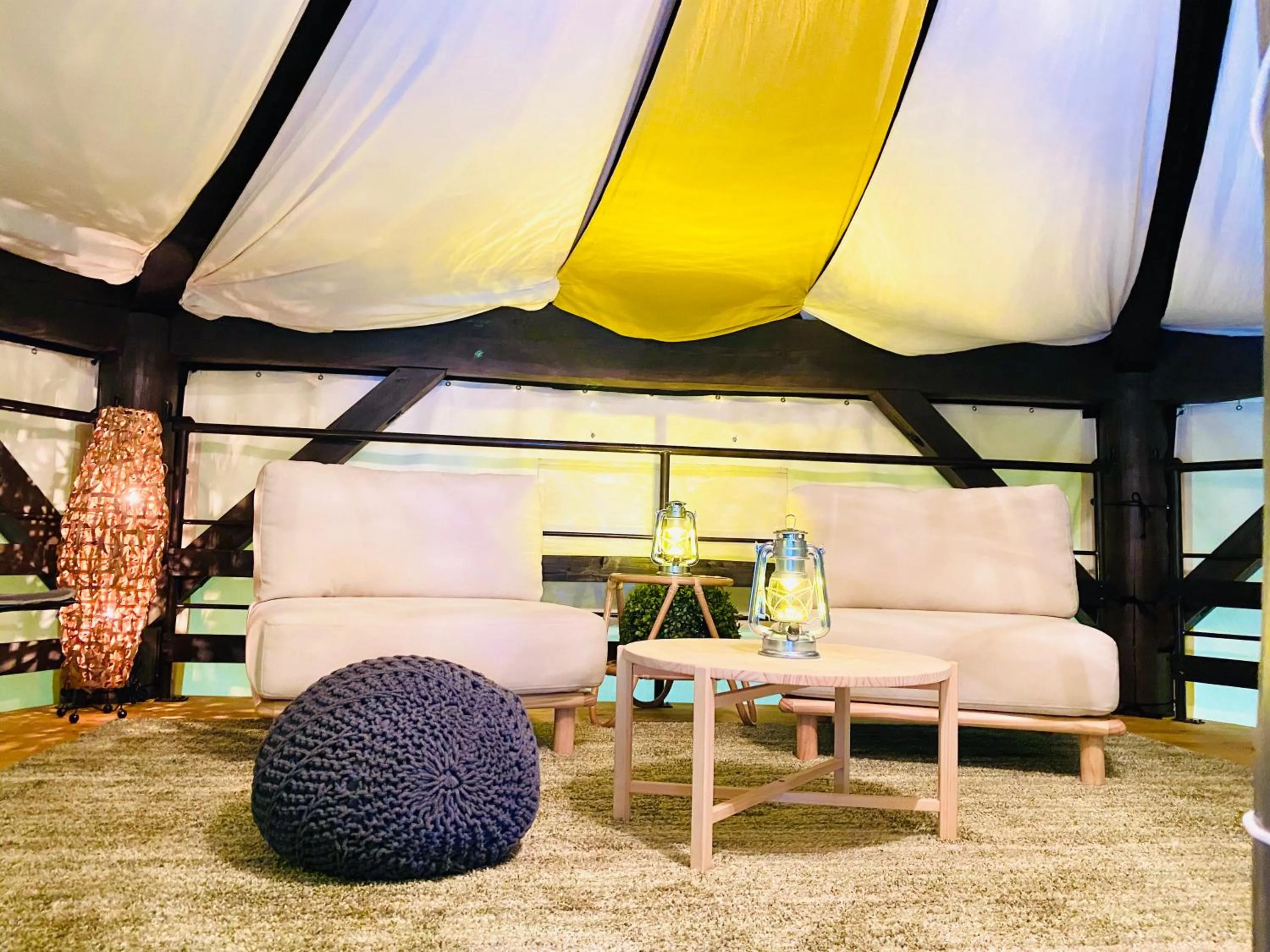 Photo of the whole room in Ikoisanso