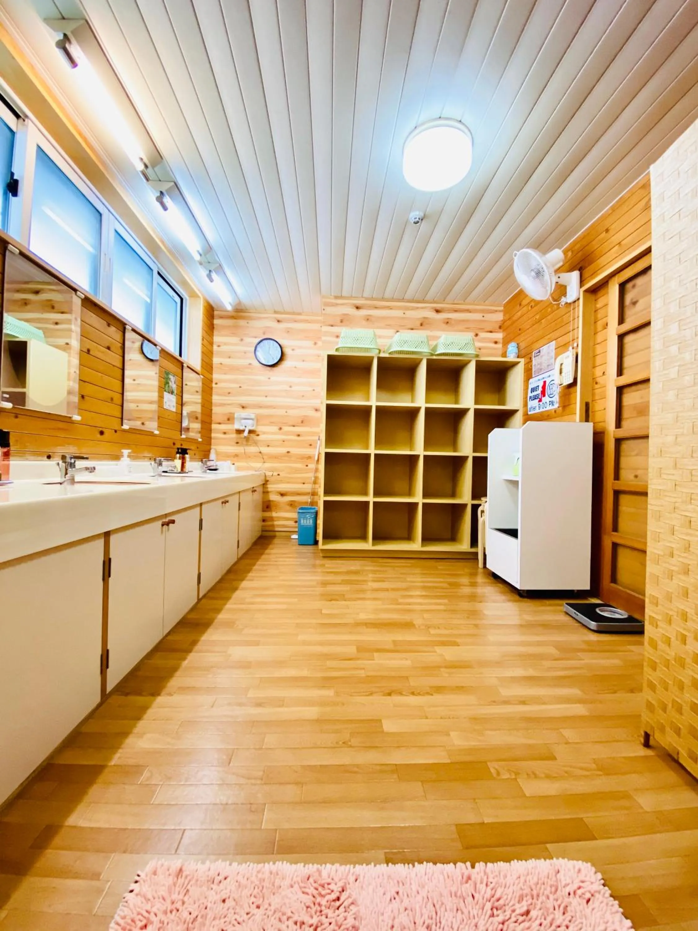 Public Bath, Kitchen/Kitchenette in Ikoisanso