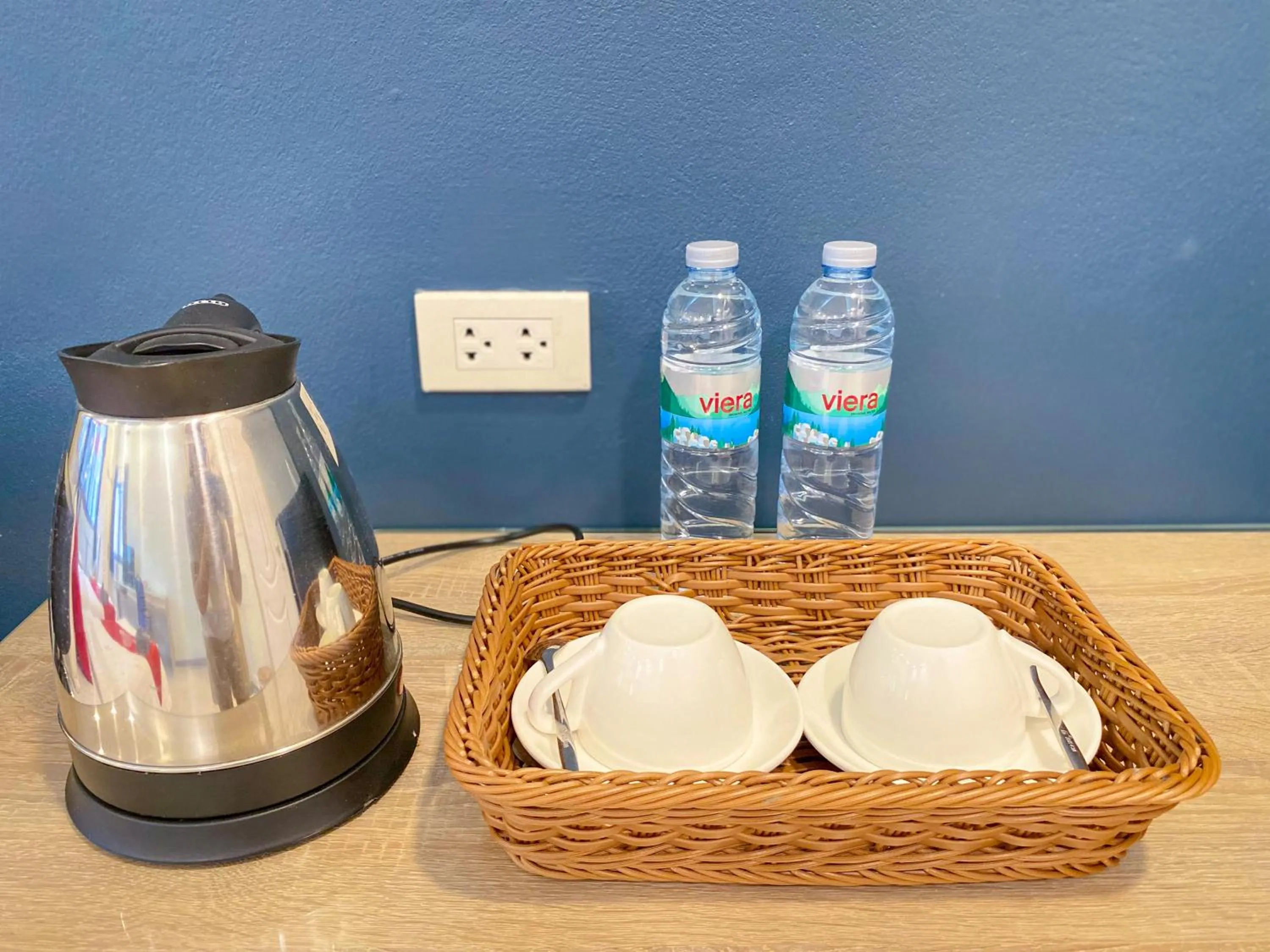 Coffee/tea facilities in tt Residence