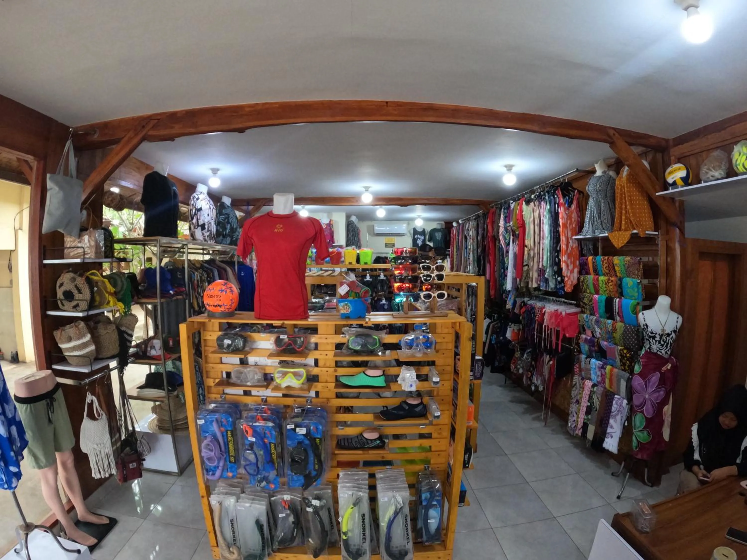 On-site shops in Balenta Bungalow Gili Trawangan
