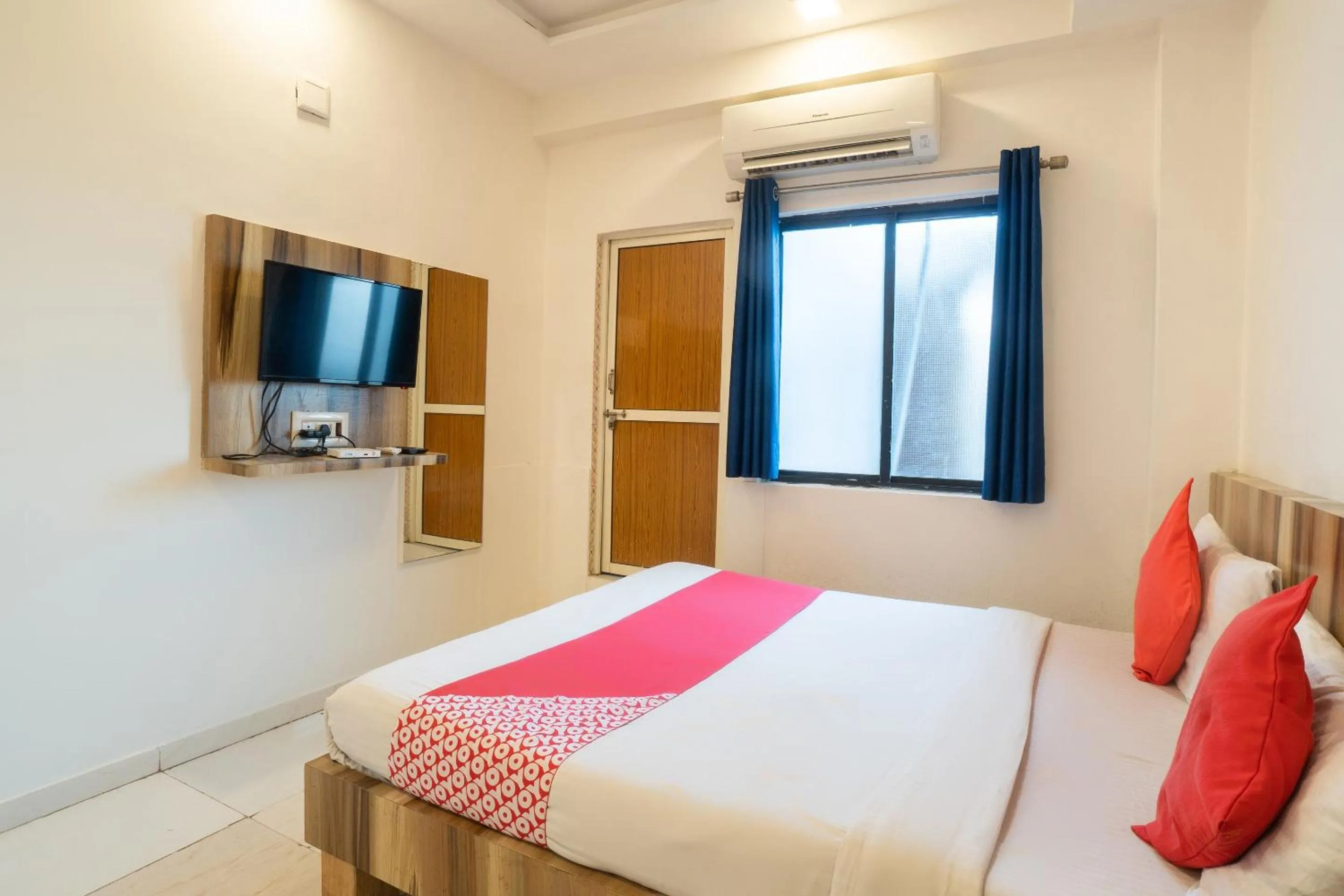 Bedroom in Hotel O Swell