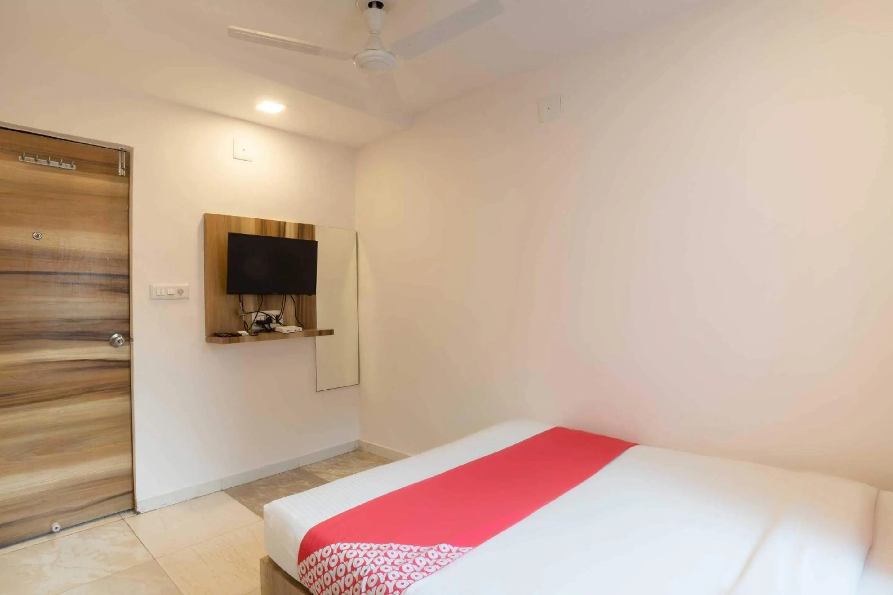 Bedroom in Hotel O Swell