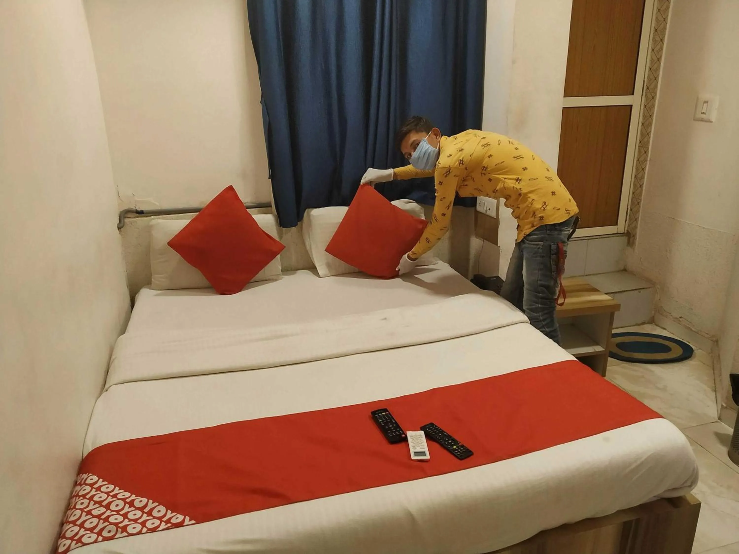 Bedroom in Hotel O Swell