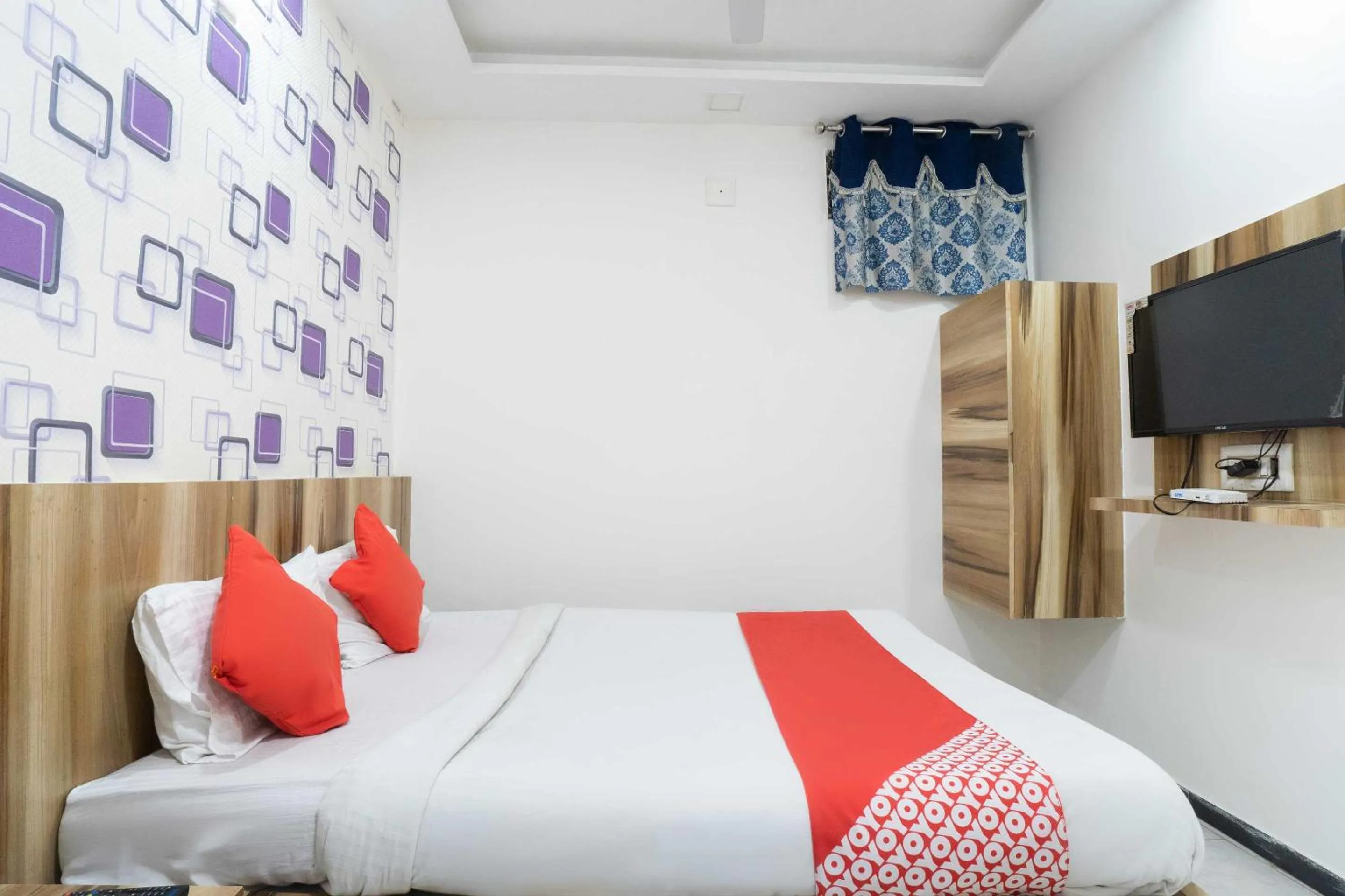 Bedroom in Hotel O Swell