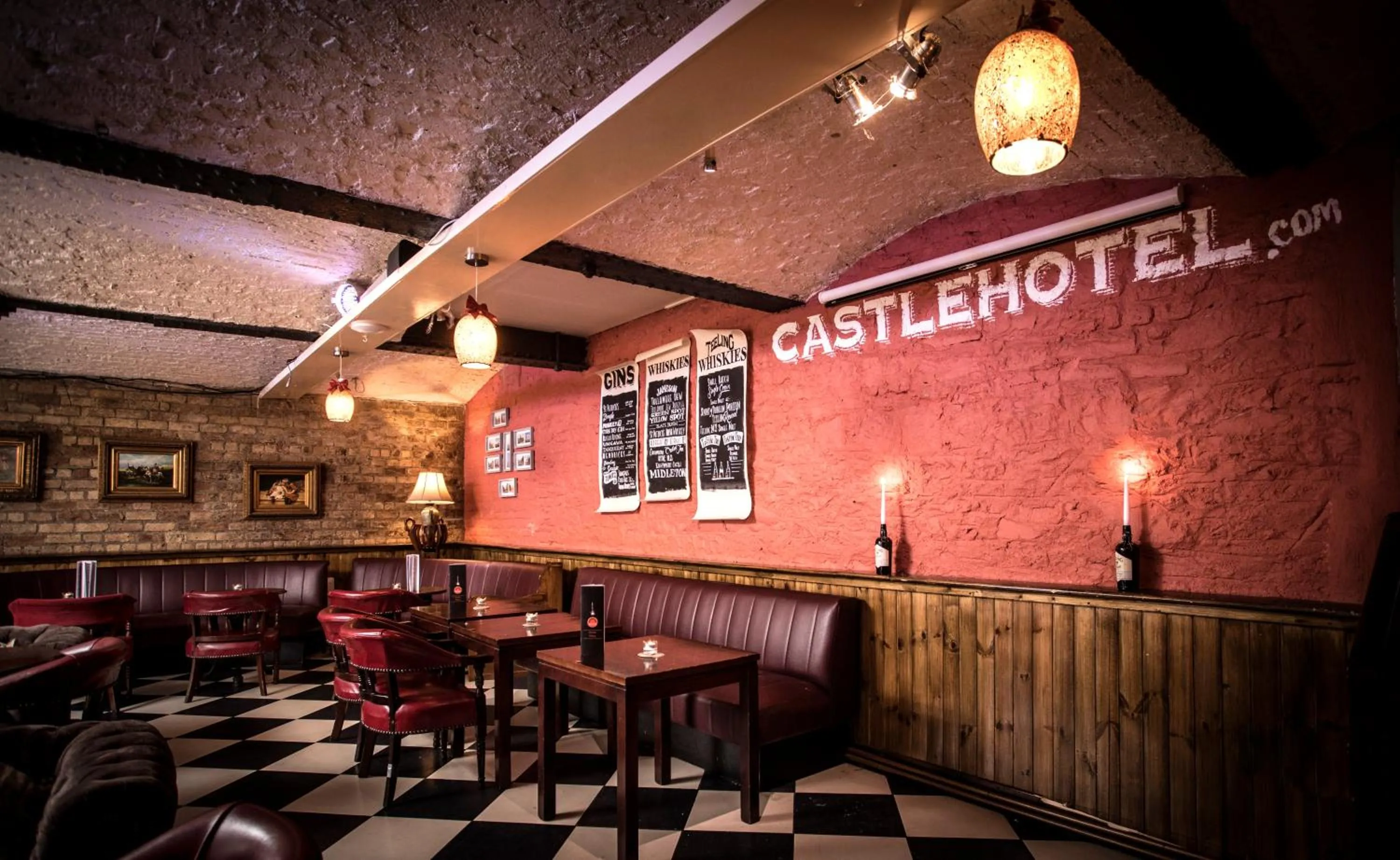 Lounge or bar in Castle Hotel