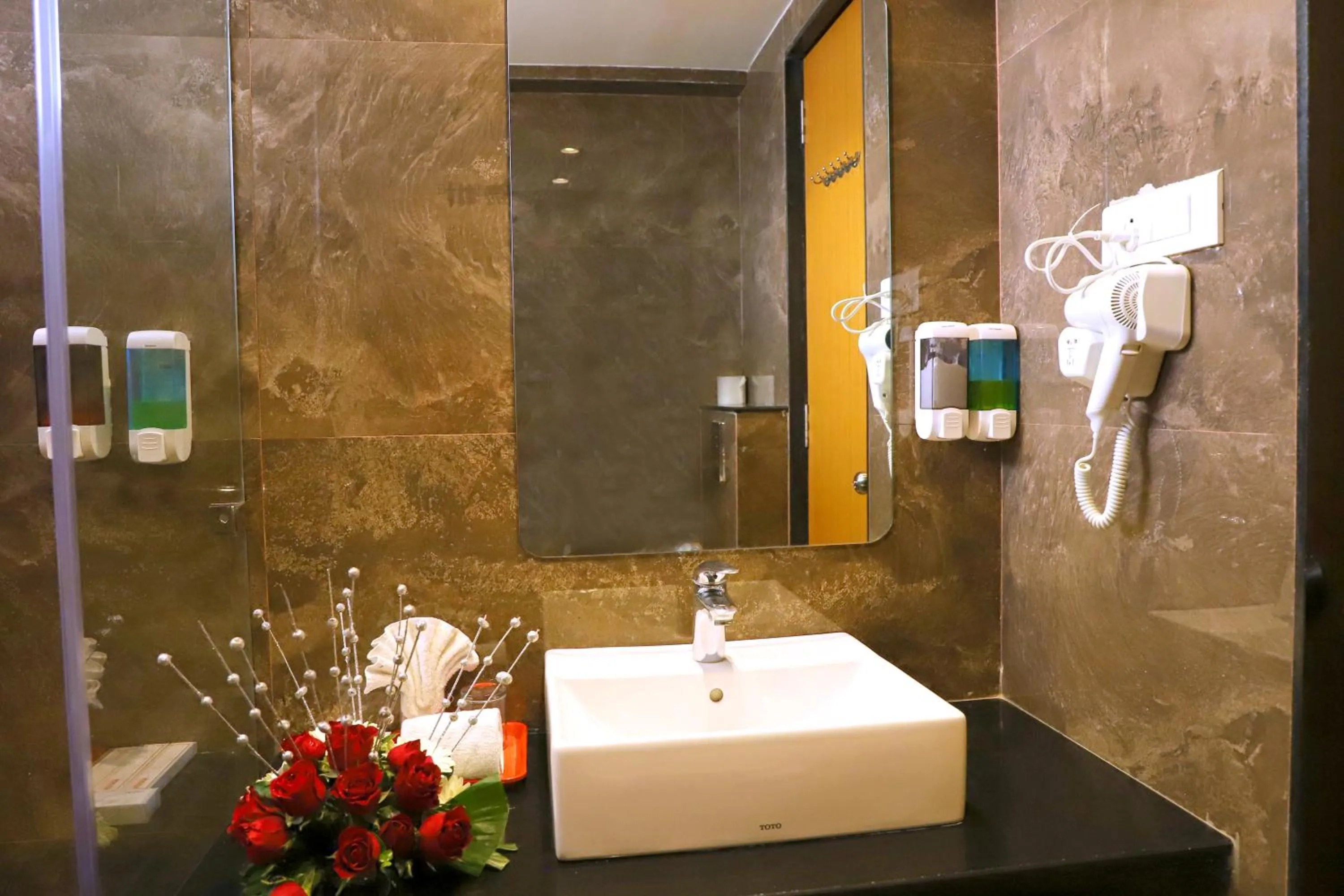 Bathroom in Sai Neem Tree Hotel