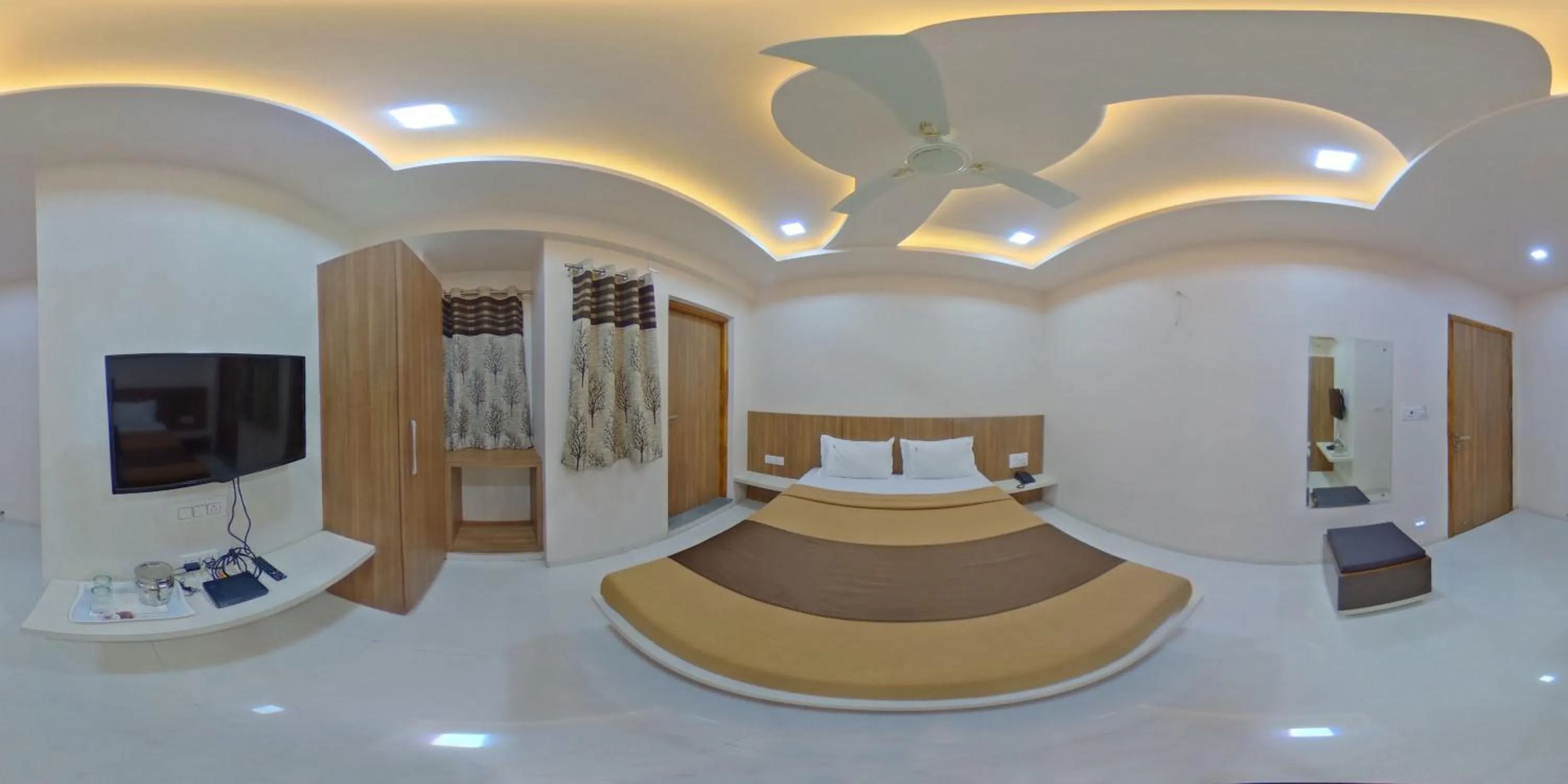 Bed in Hotel Ramkrishna Inn