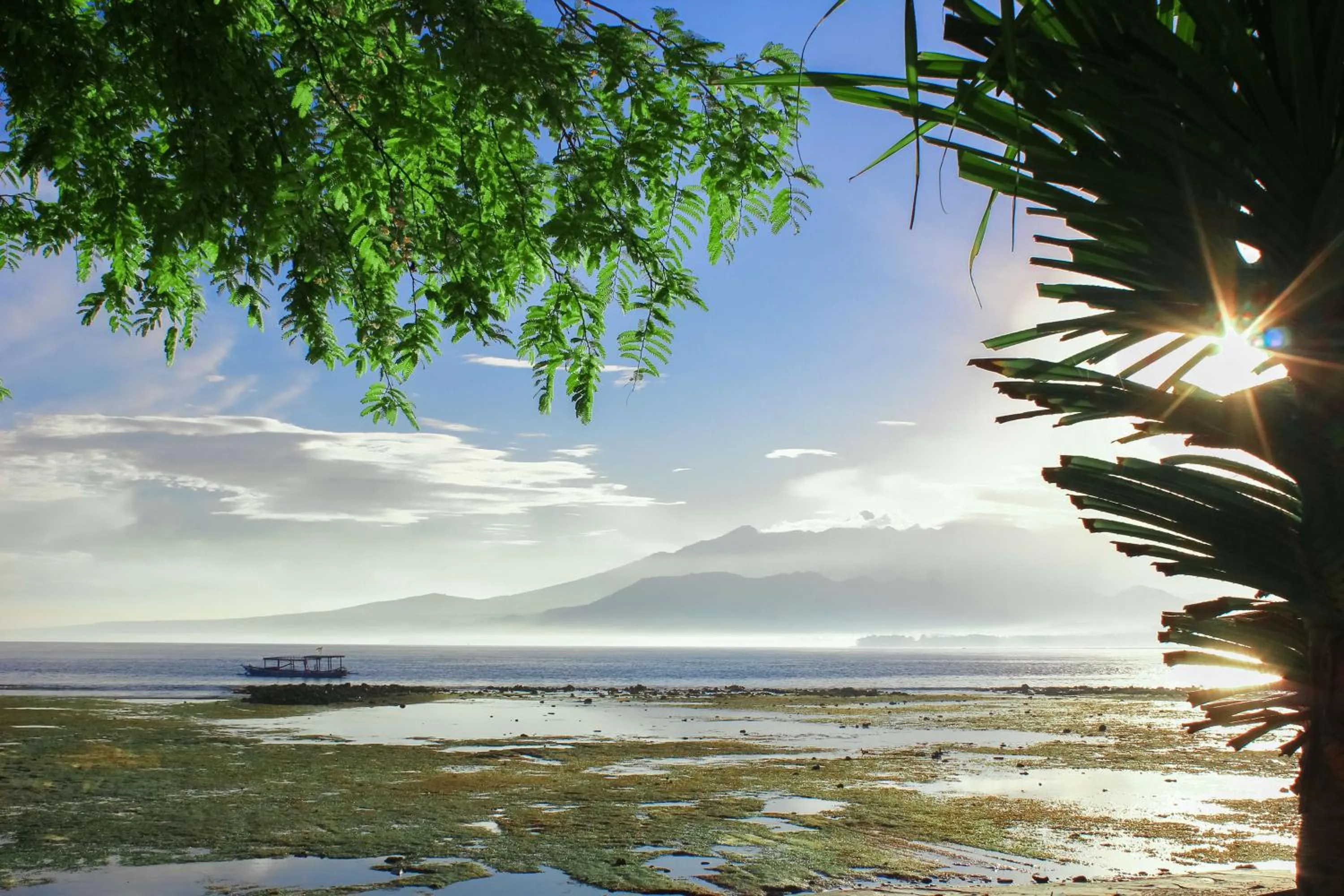 Mountain view in Kaluku Gili Resort
