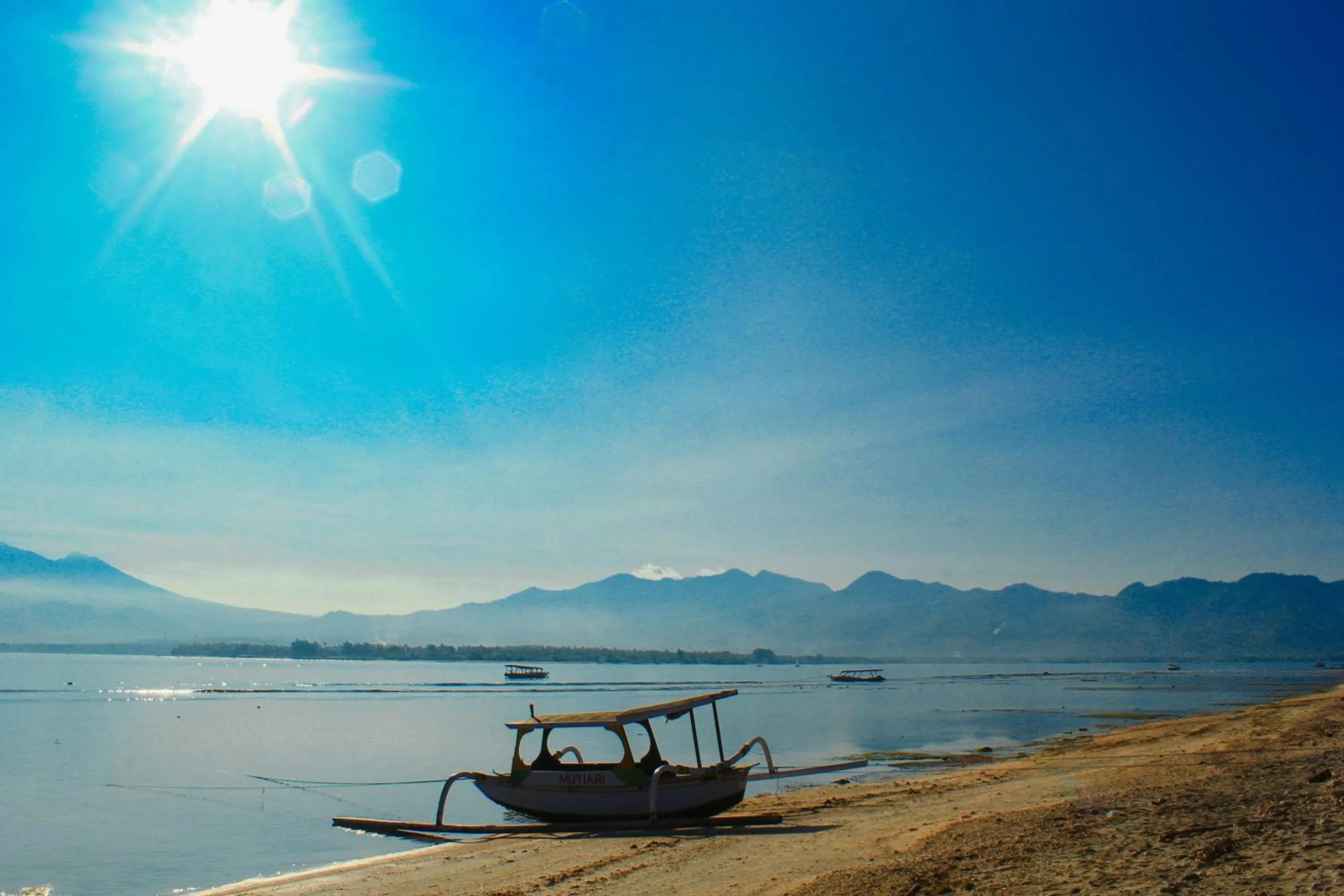 Beach in Kaluku Gili Resort
