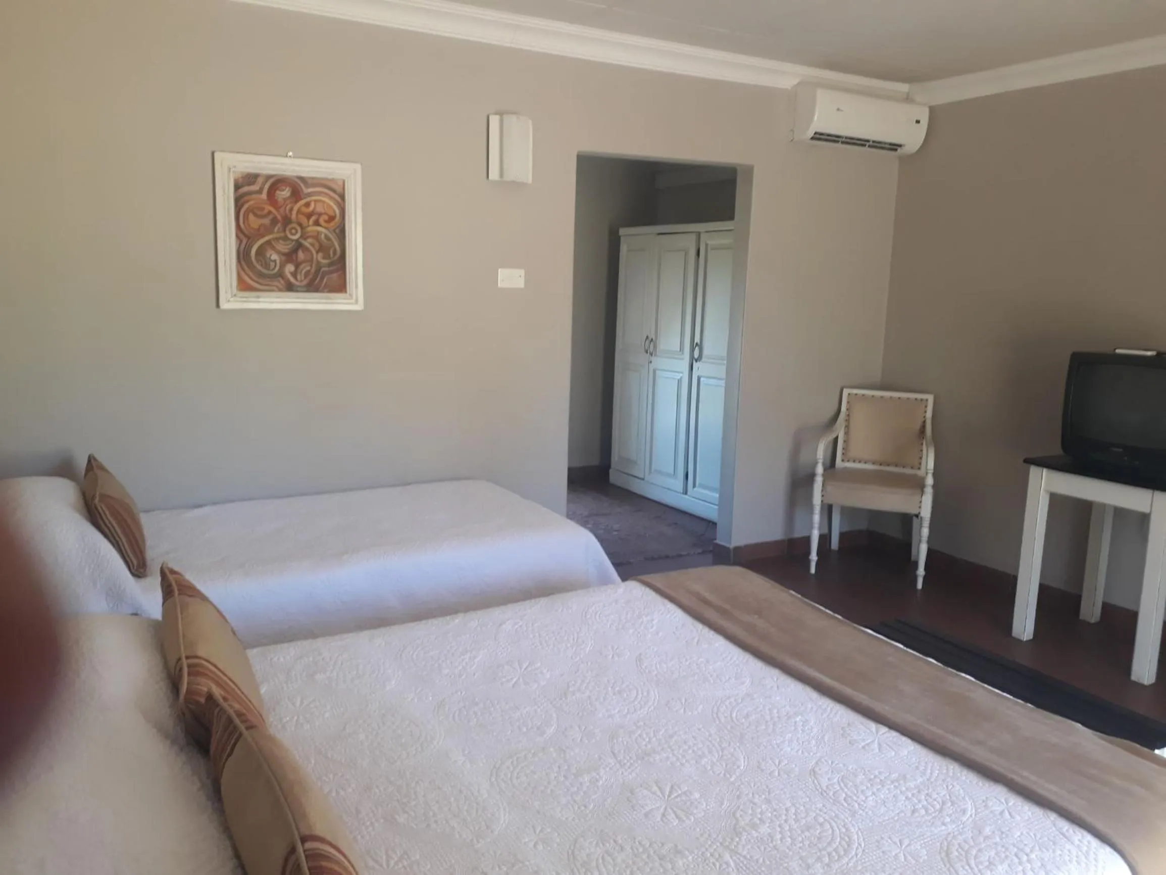 Bed in Newcastle Country Lodge