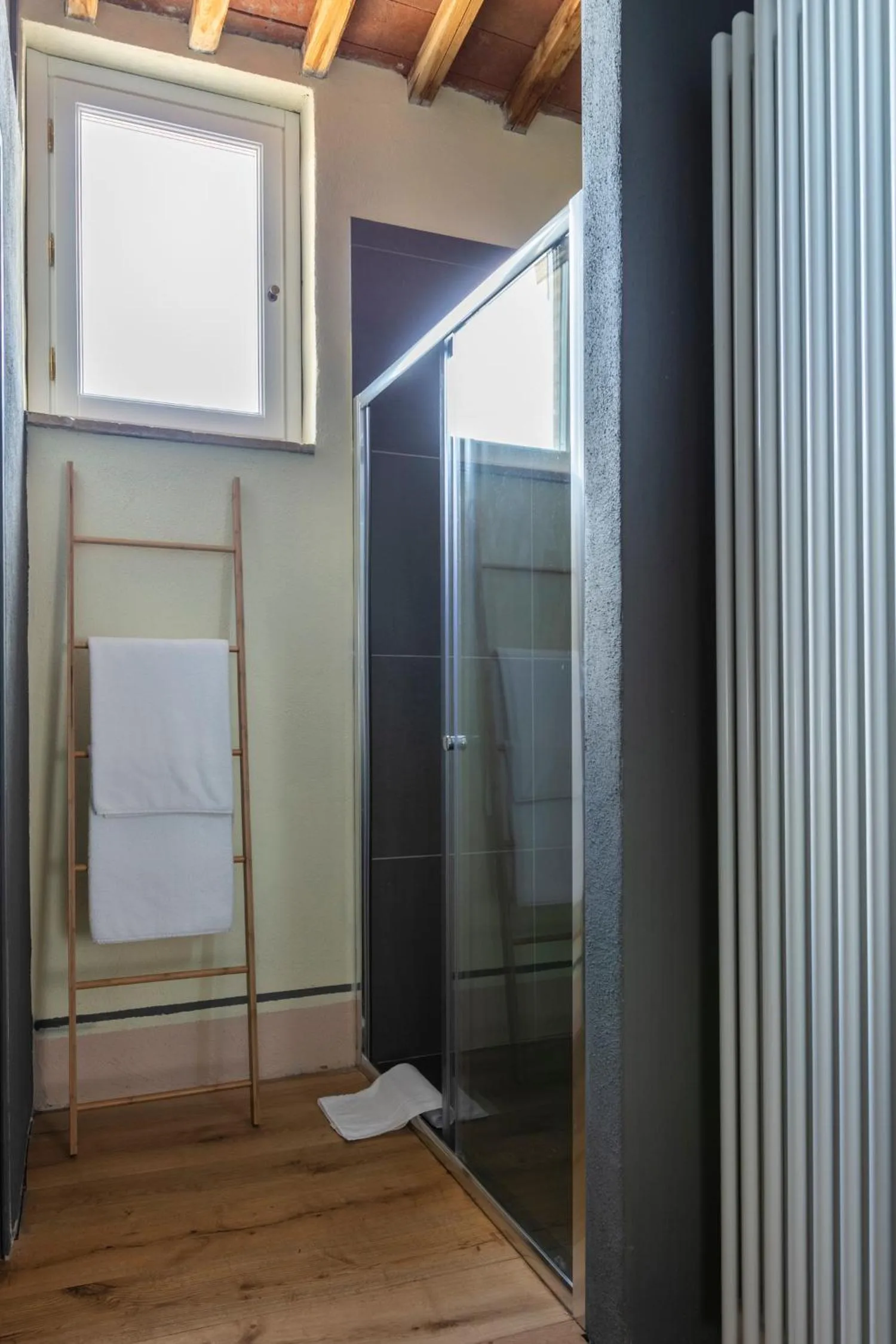 Bathroom in Tuscany View Montalcino