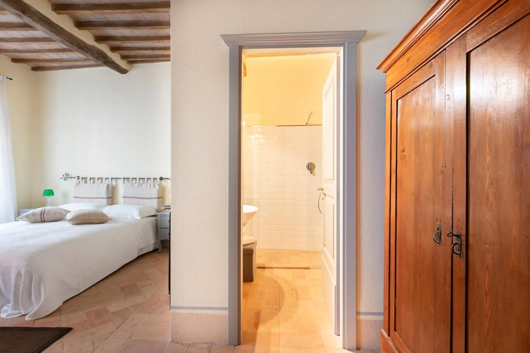 Bathroom, Bed in Tuscany View Montalcino