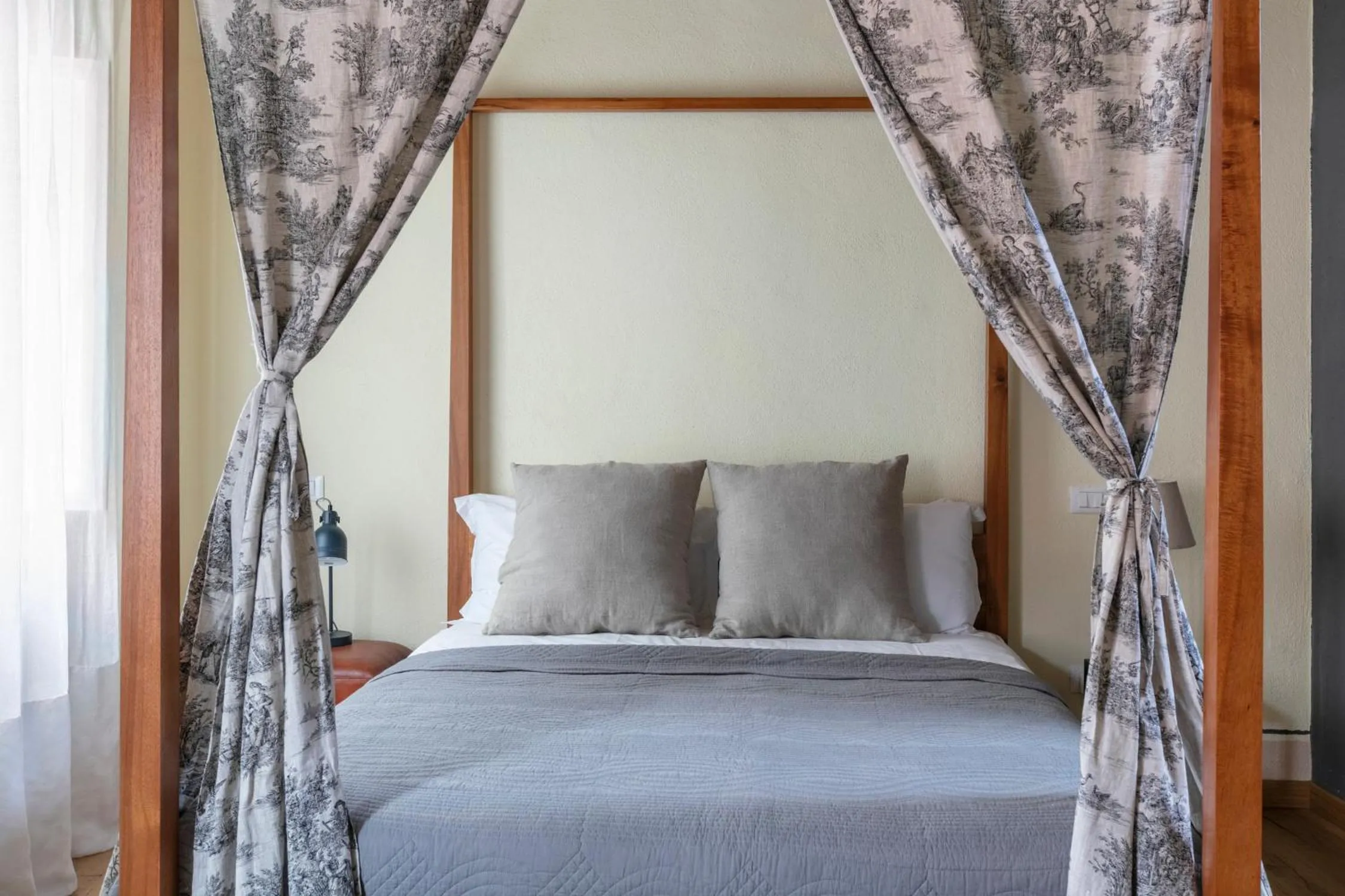 Bedroom, Bed in Tuscany View Montalcino