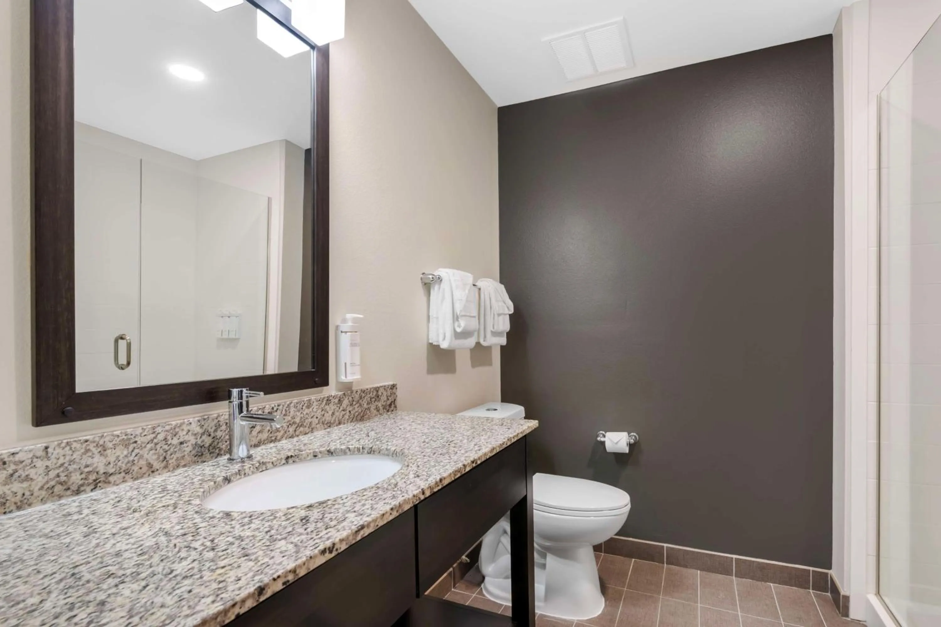 Bathroom in Magnolia Pointe; BW Signature Collection