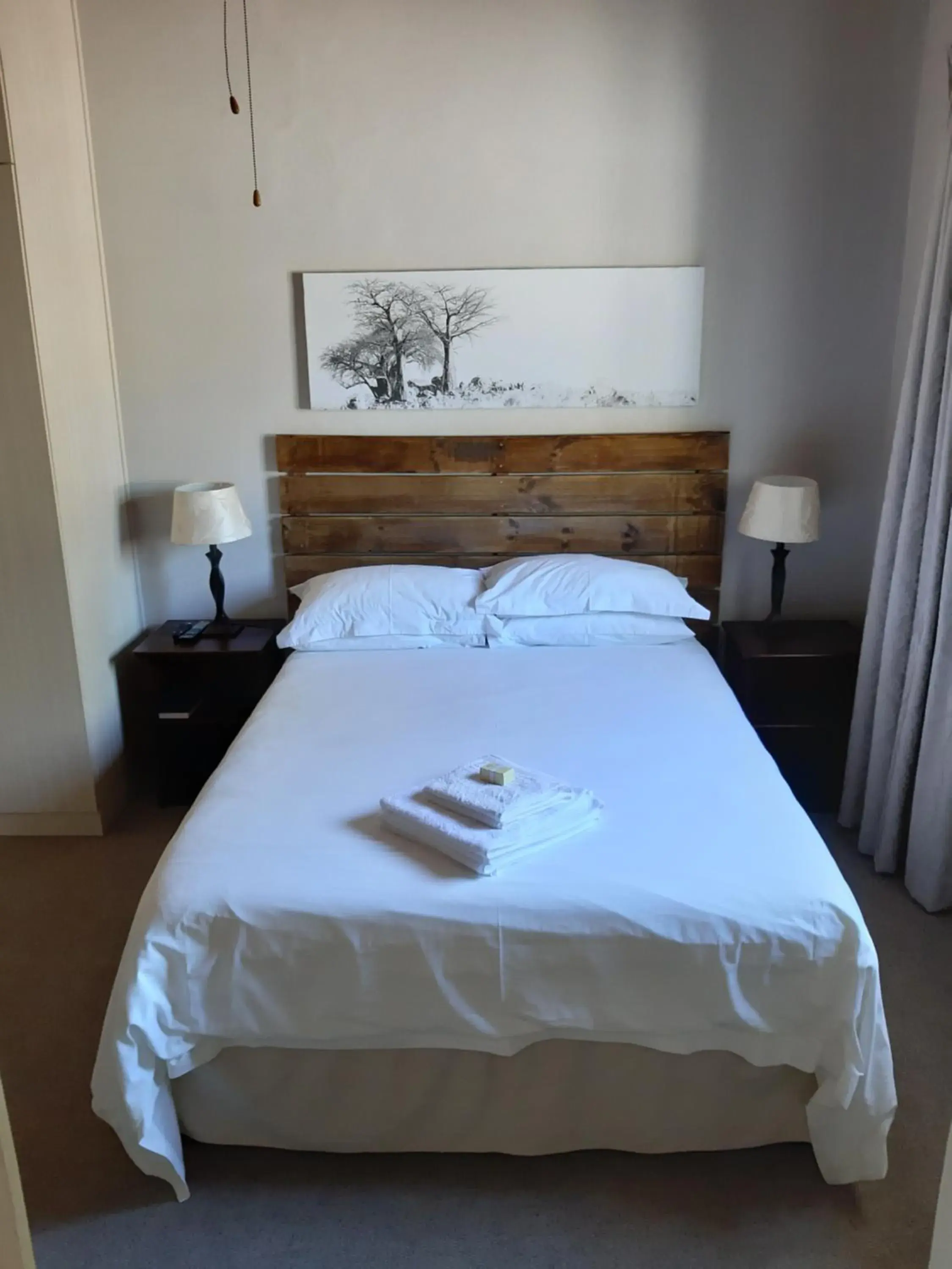 Deluxe Double Room in Porterhouse Eleven Deluxe Double Room in Porterhouse Eleven