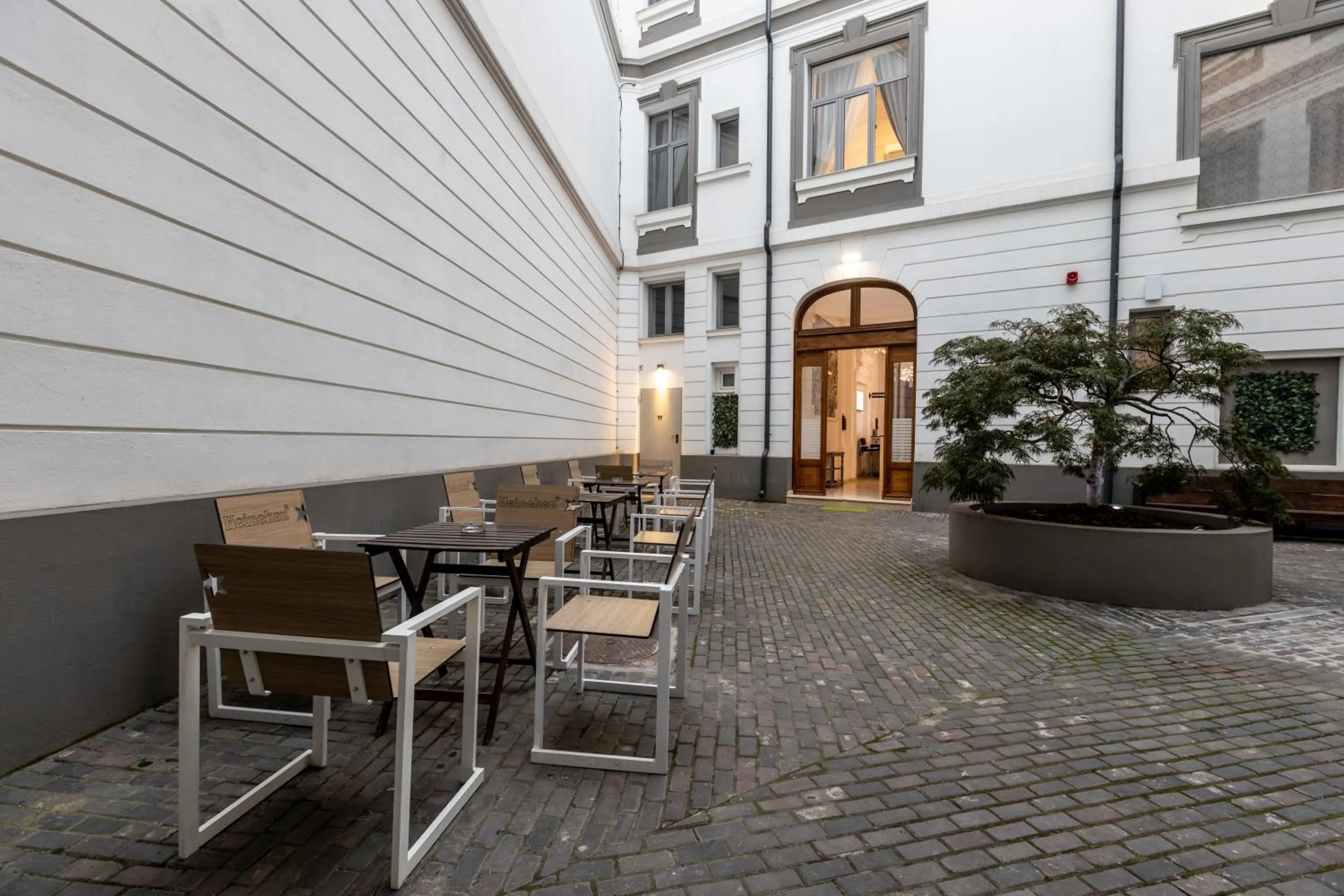 Patio in Matisse Bucharest Old Town