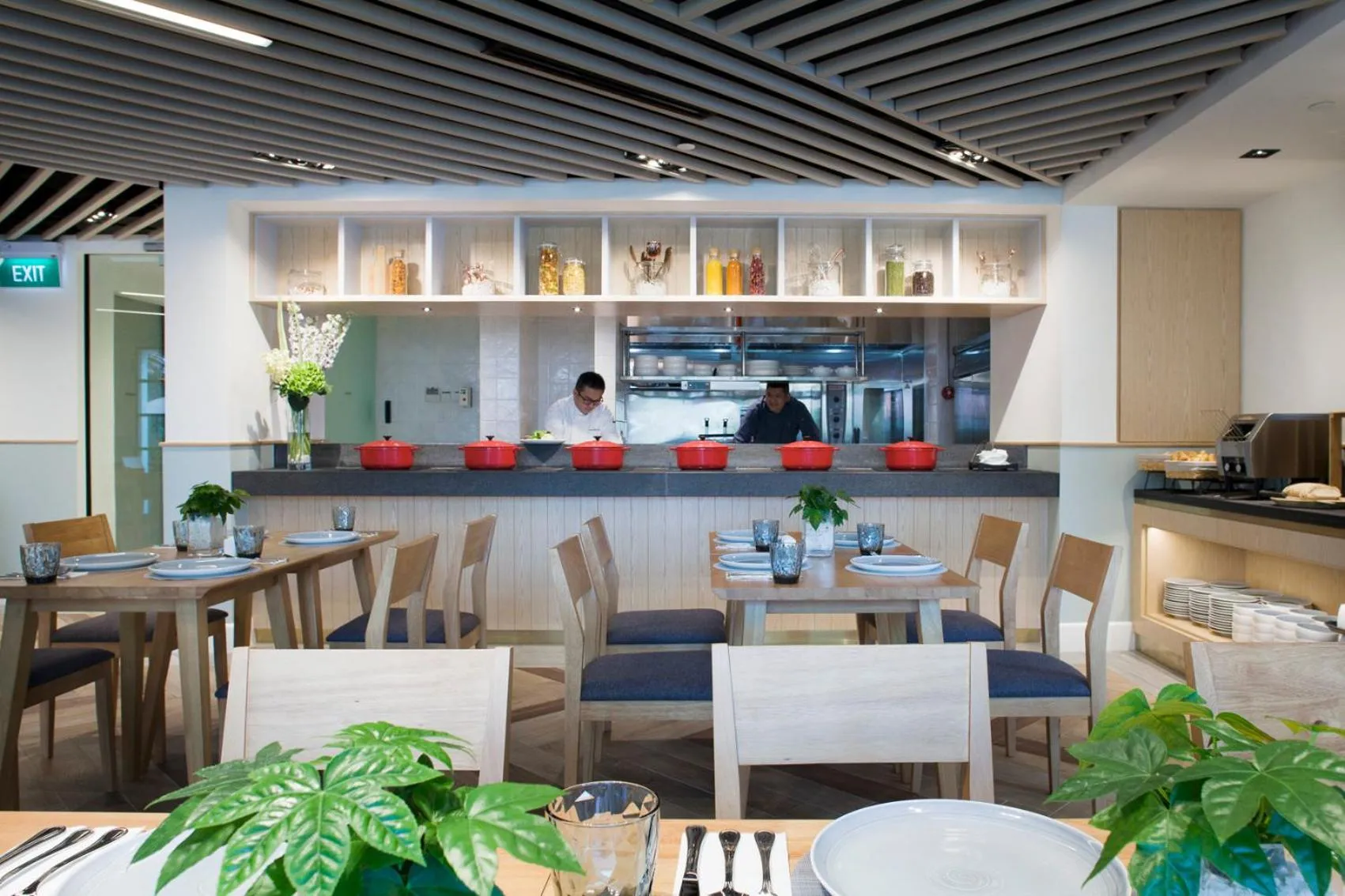 Restaurant/places to eat in Fraser Place Robertson Walk Singapore