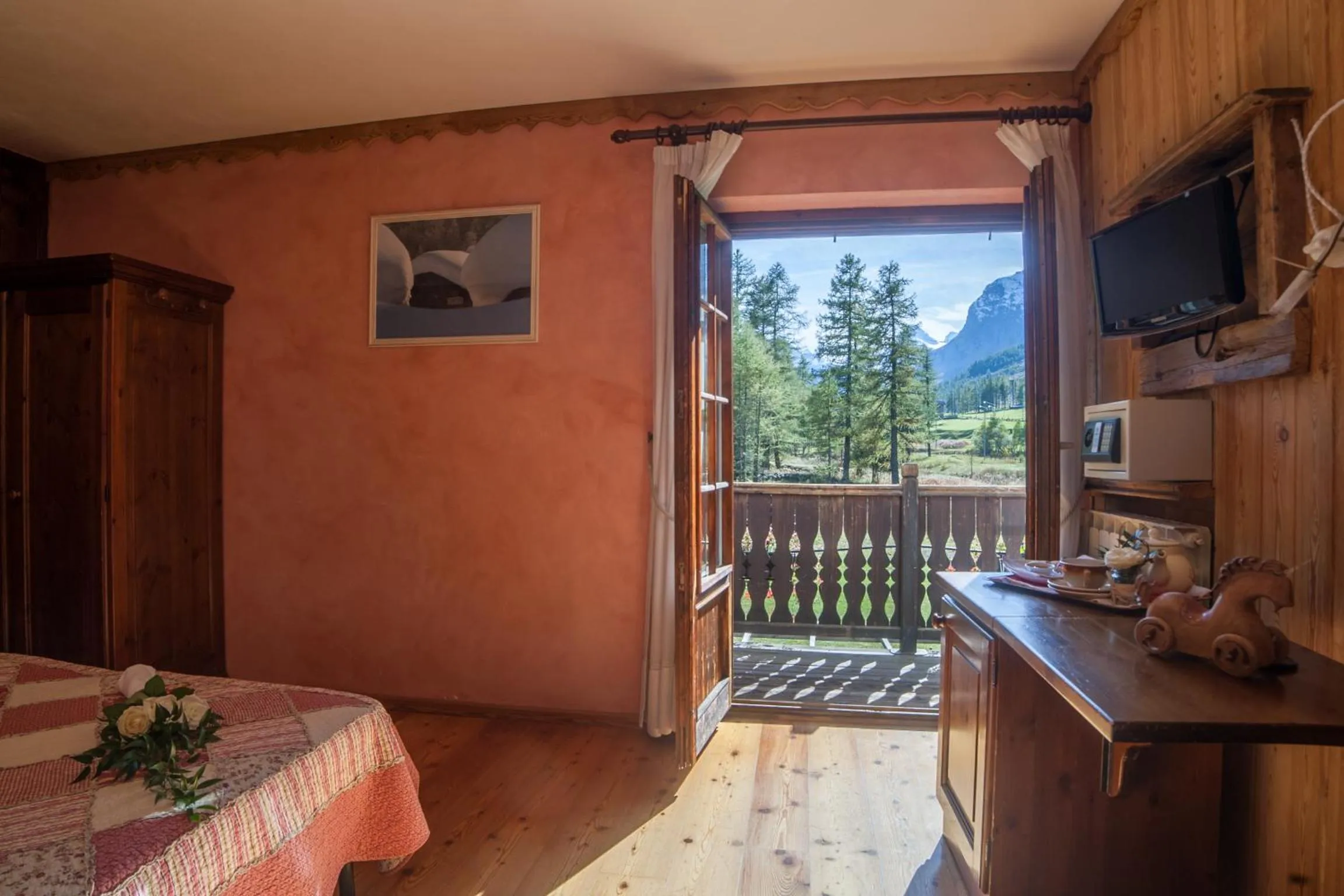Balcony/Terrace in Albergo Boule de Neige