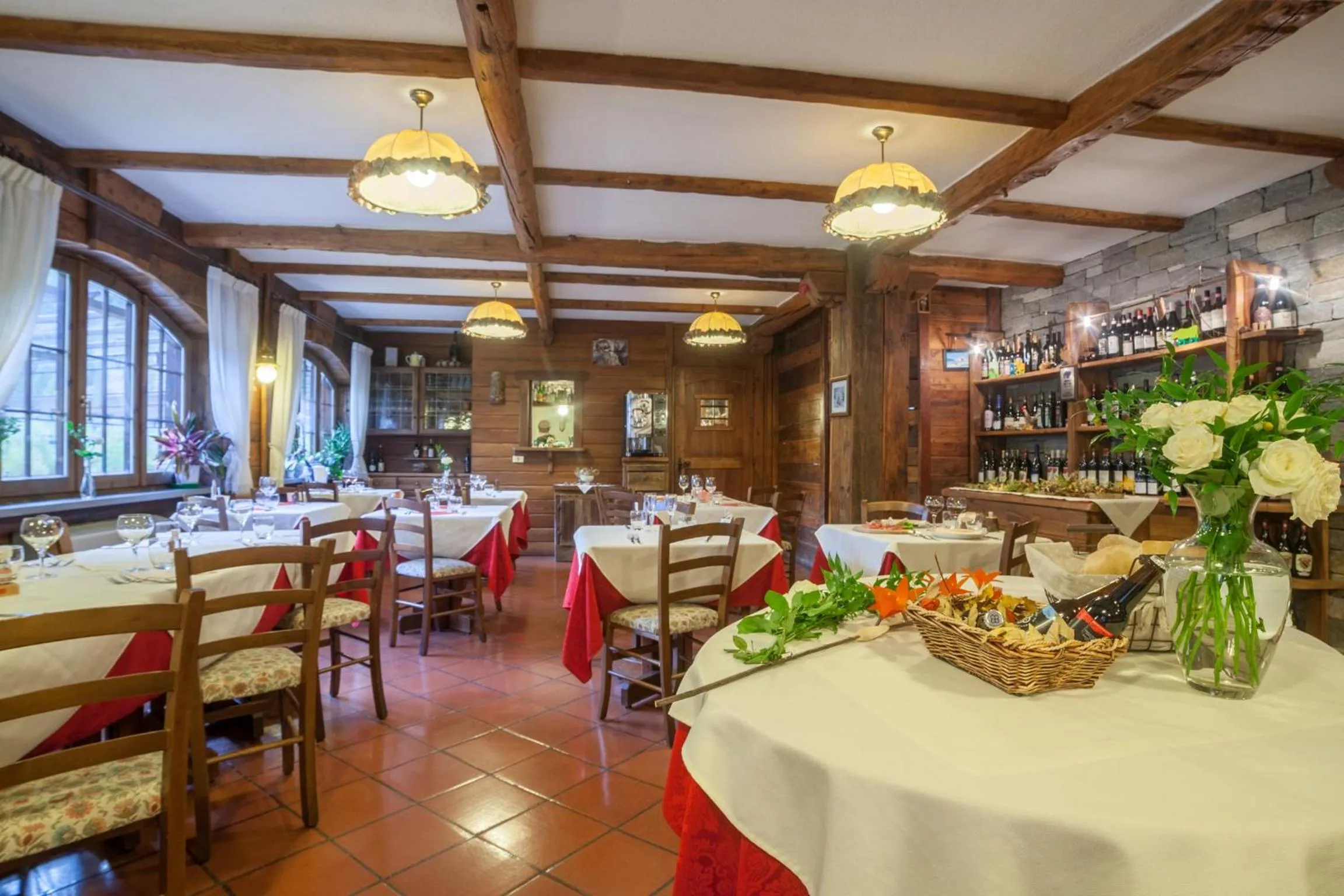 Lounge or bar in Albergo Boule de Neige